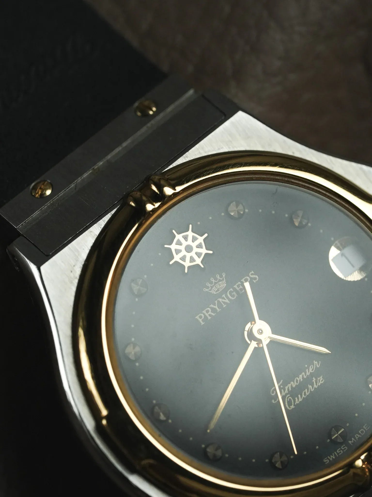 Pryngeps - Style "Hublot" Acier Or - Neuve de stock - 1990s - Atelier Victor - Vintage Shop