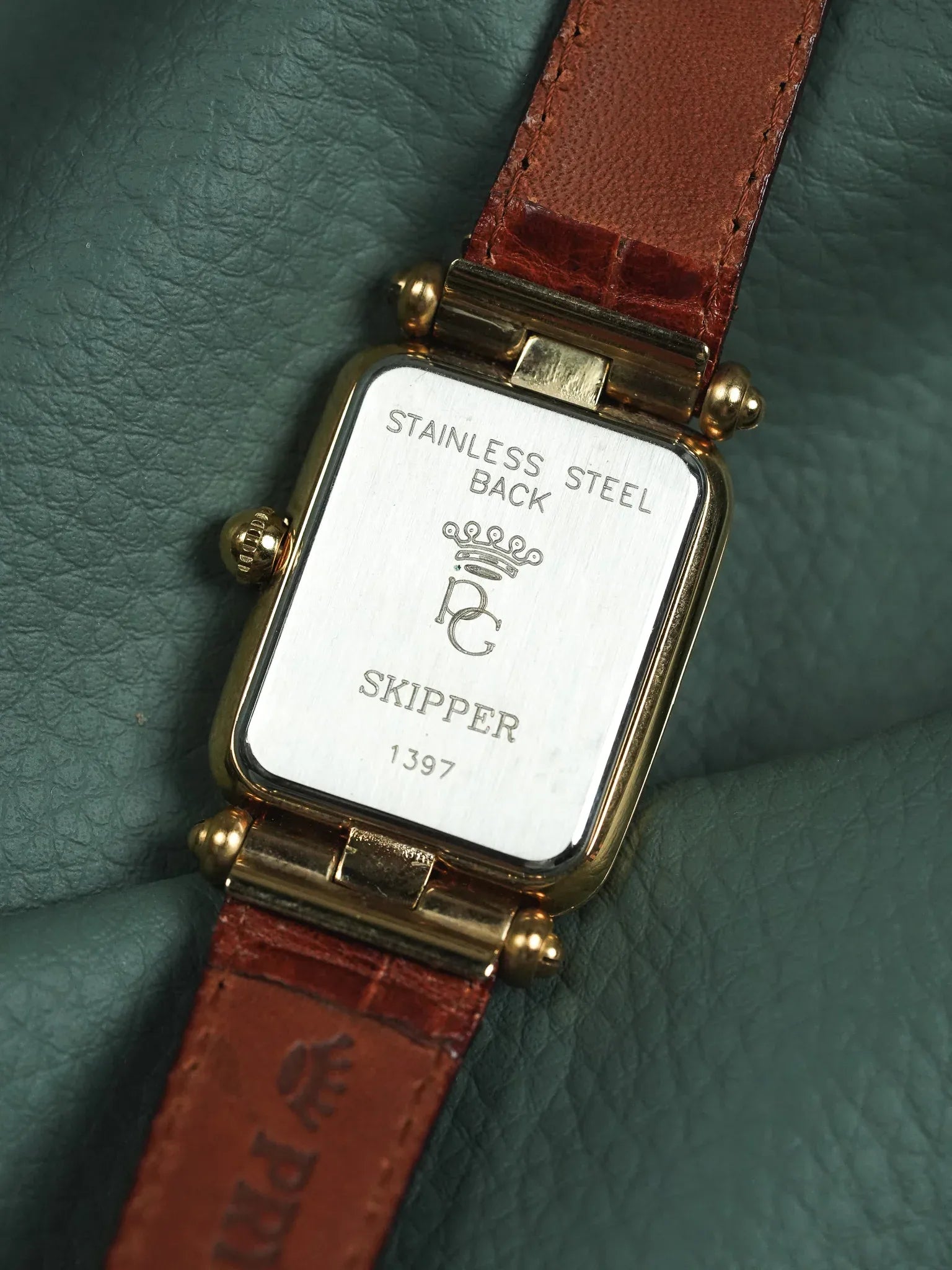 Pryngeps - TANK XL Triple Calendrier Cornes centrales - Neuve de stock - 1990s - Atelier Victor