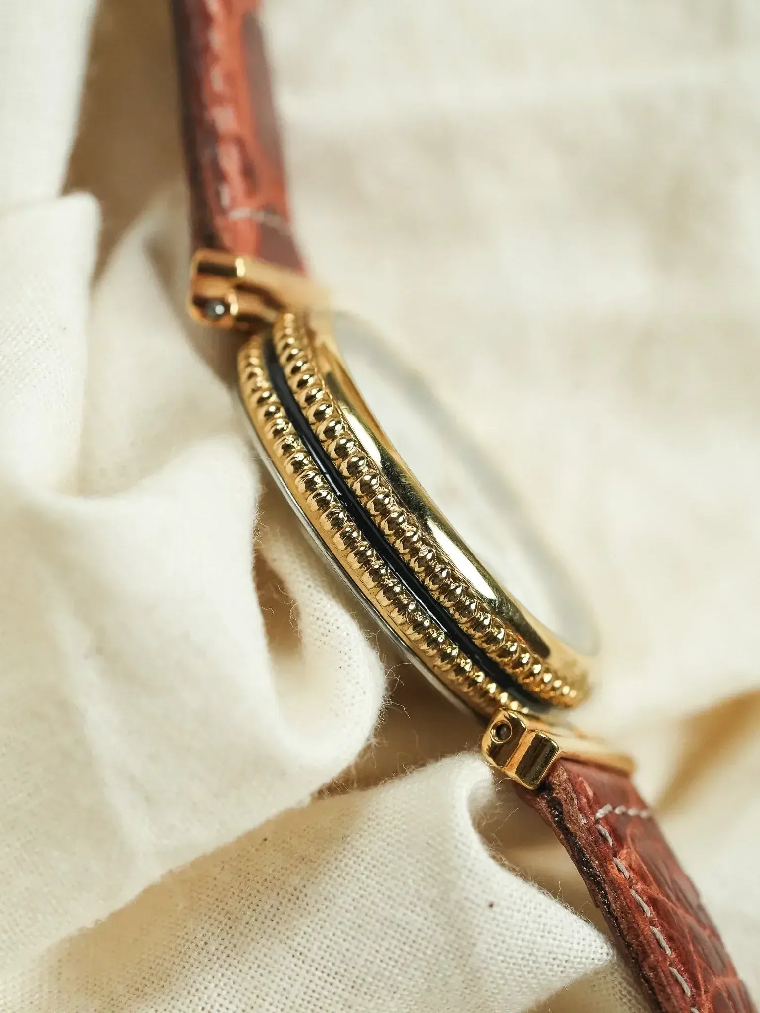 Pryngeps - Triple Date Phase de lunette Guilloché or - NOS - 1990s - Atelier Victor