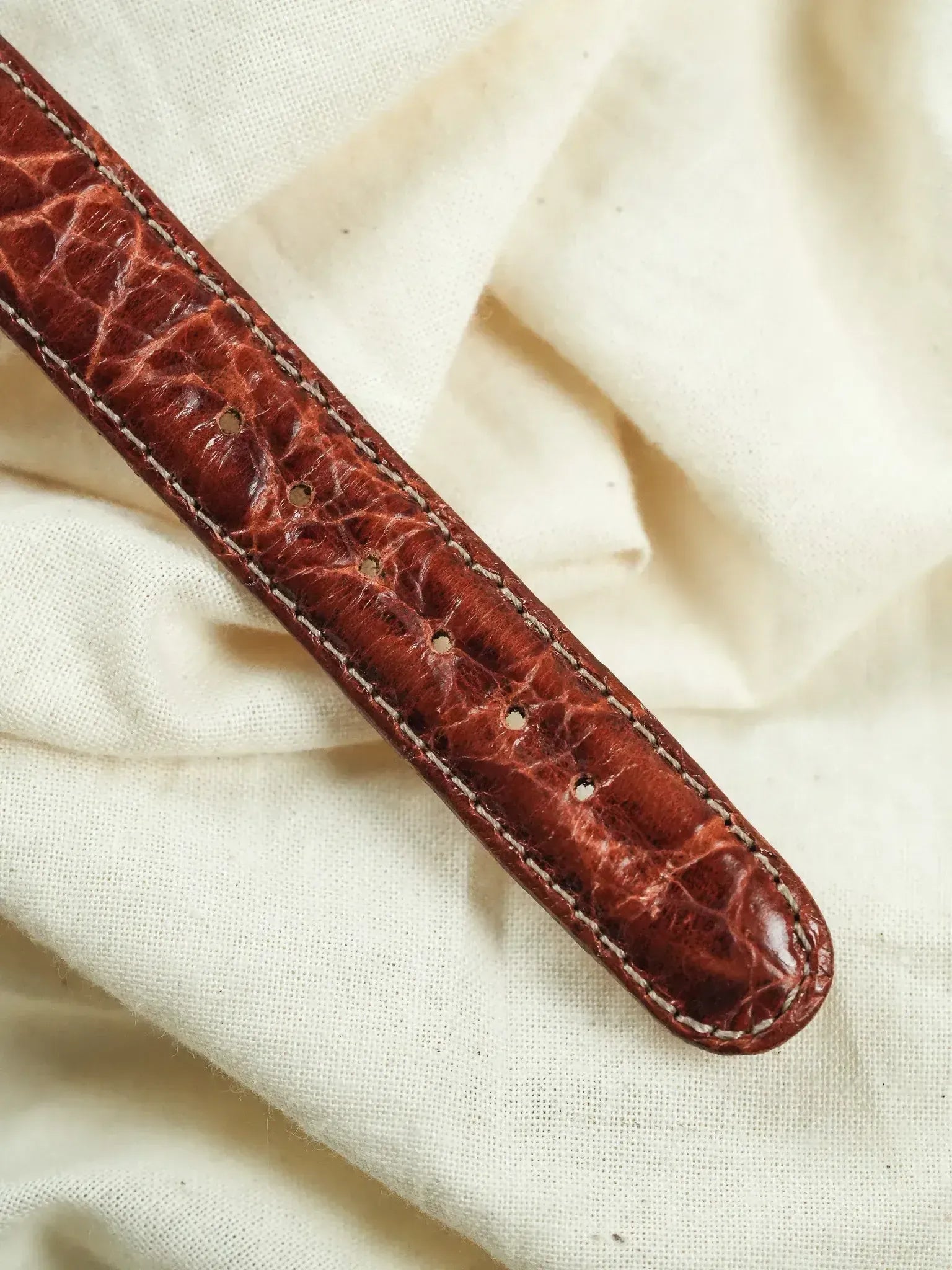 Pryngeps - Triple Date Phase de lunette Guilloché or - NOS - 1990s - Atelier Victor