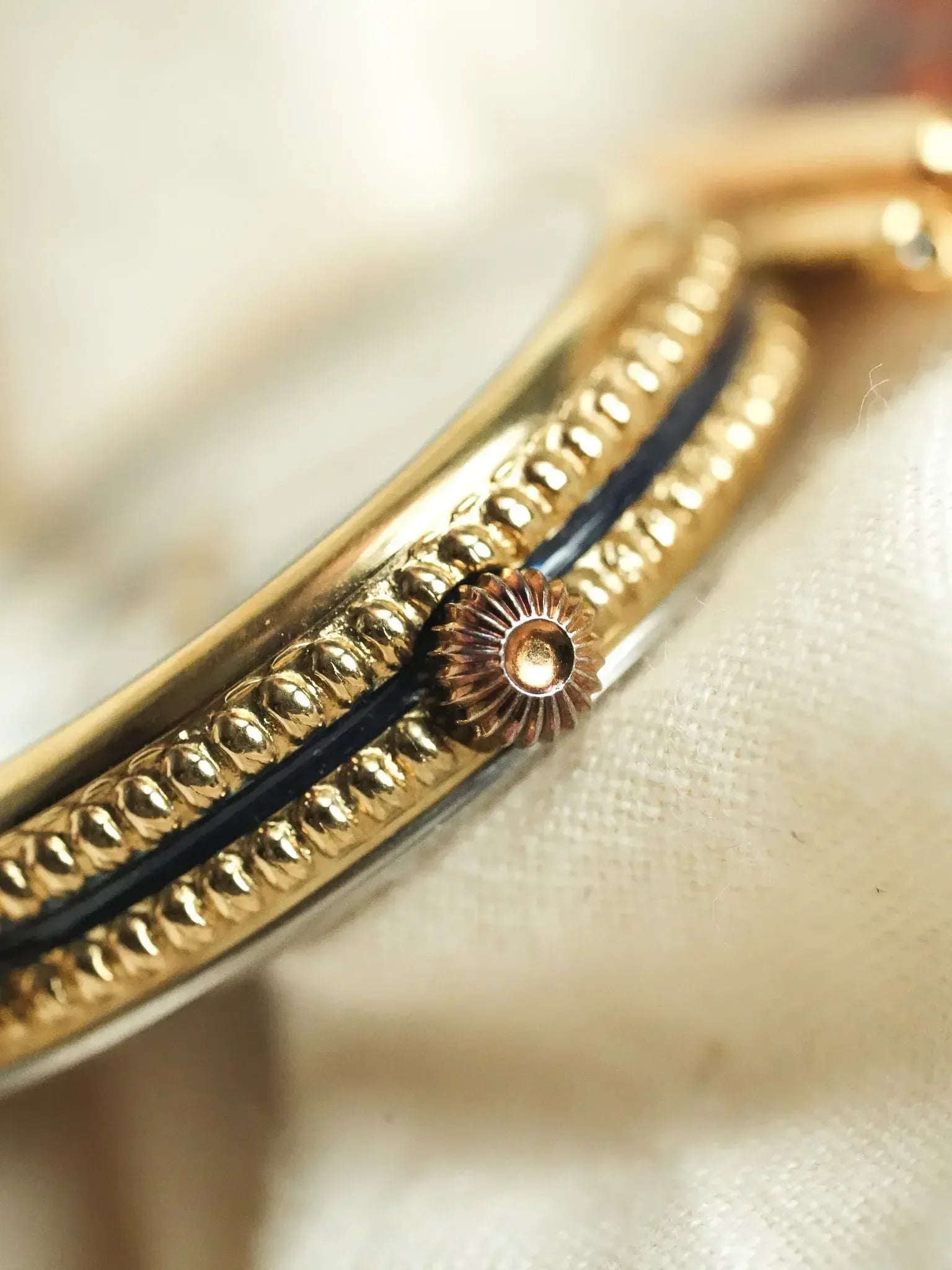 Pryngeps - Triple Date Phase de lunette Guilloché or - NOS - 1990s - Atelier Victor