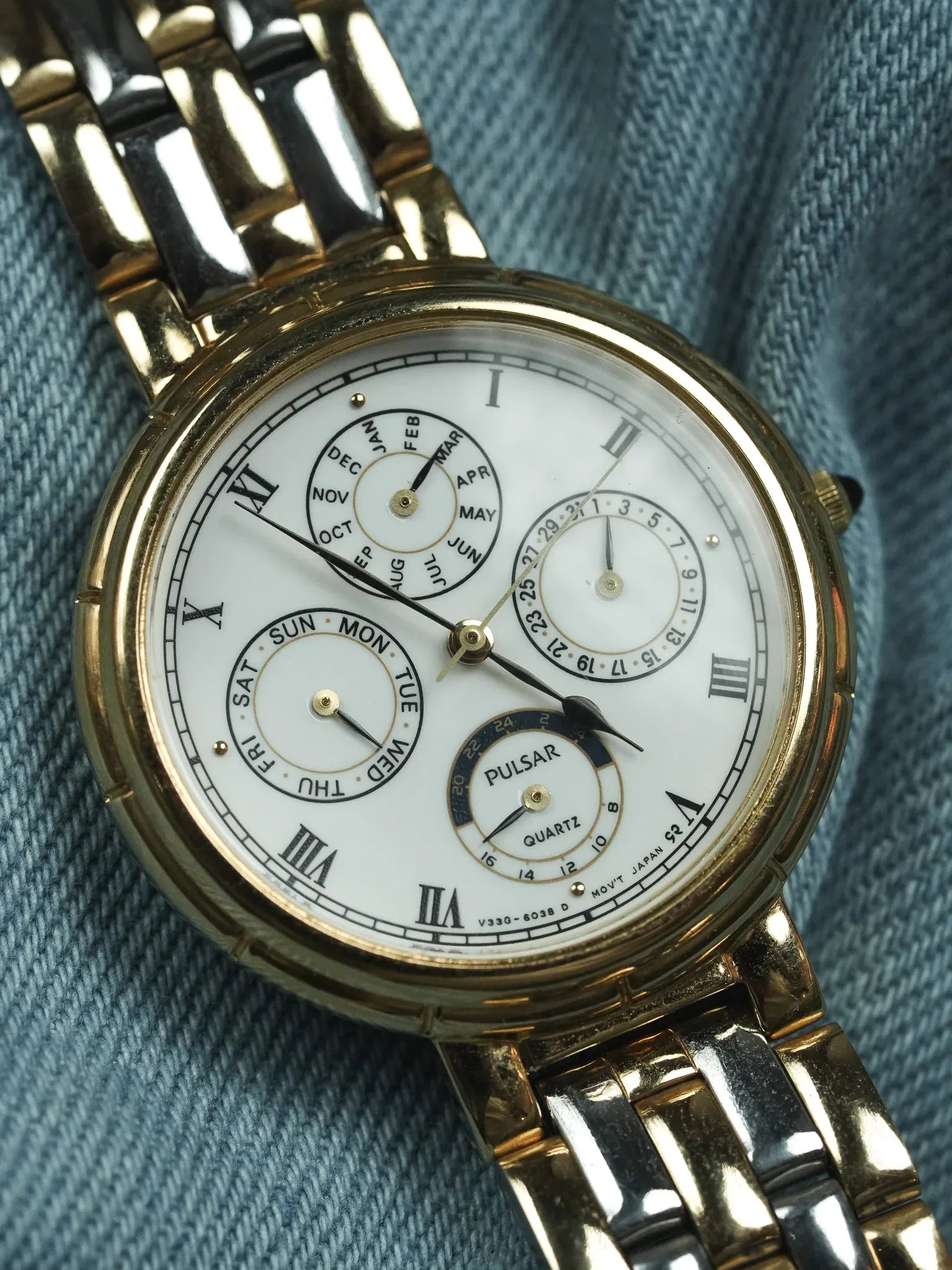 Pulsar x Seiko - Triple Date Acier Or Cabochon noir - 1998 - Atelier Victor - Vintage Shop