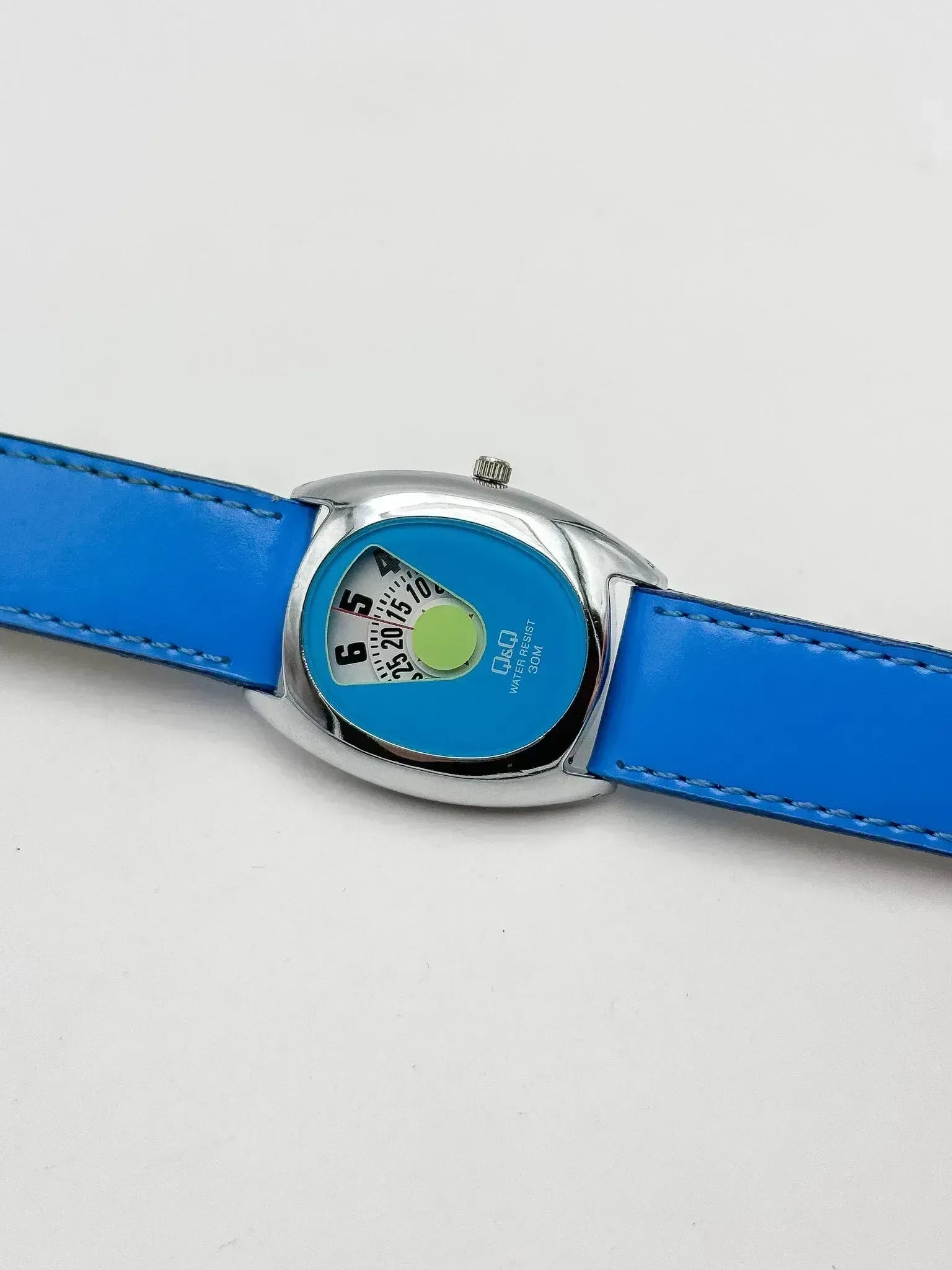 Q&Q by Citizen - Jump Hour Acier Bleu - 1990s - Atelier Victor