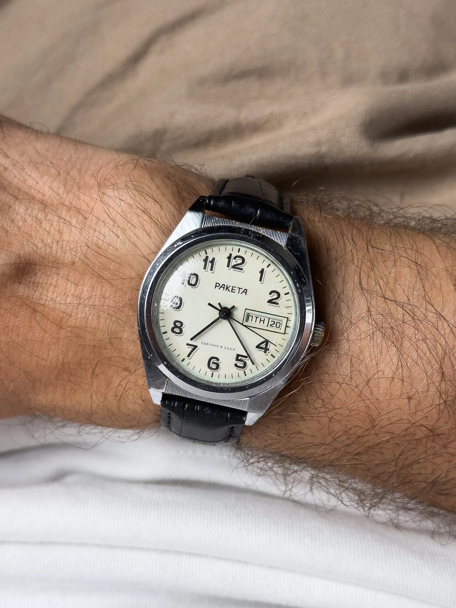 Raketa - Acier Daydate Creme - 1970s - Atelier Victor