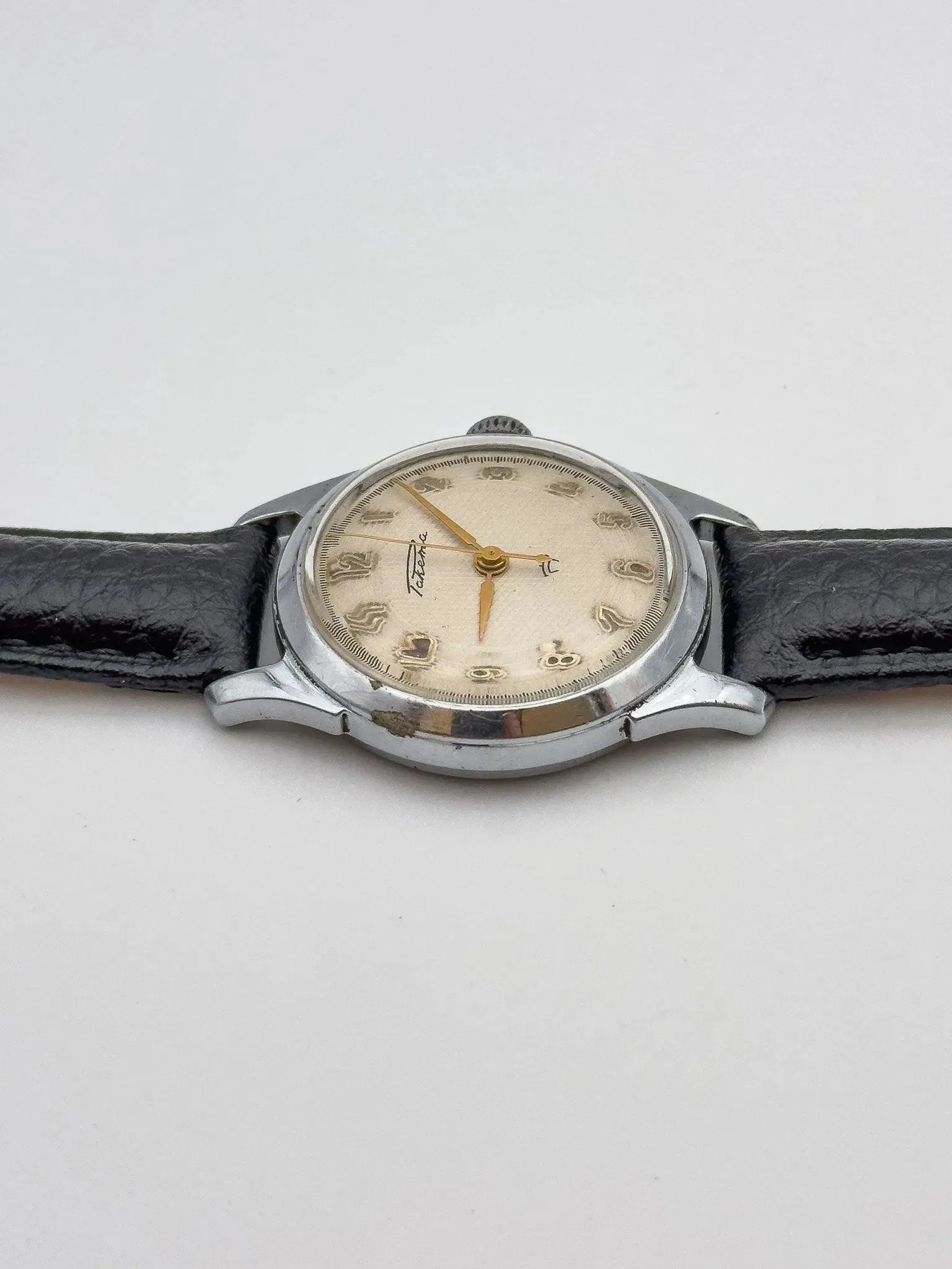 Raketa - Cadran Crème Guilloché - 1960s - Atelier Victor