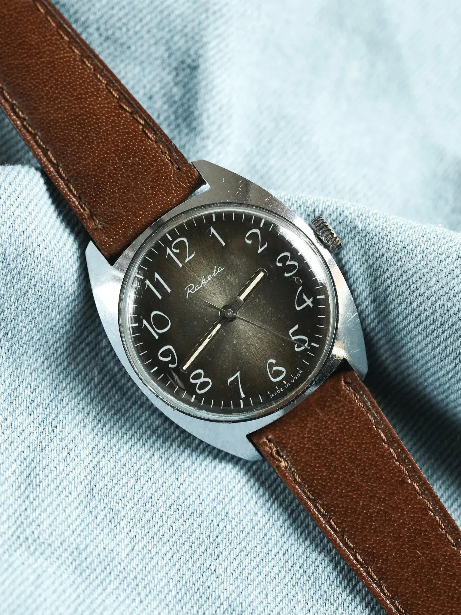 Raketa - Cadran Moka soleil Chiffres Arabes - 1970s - Atelier Victor - Vintage Shop