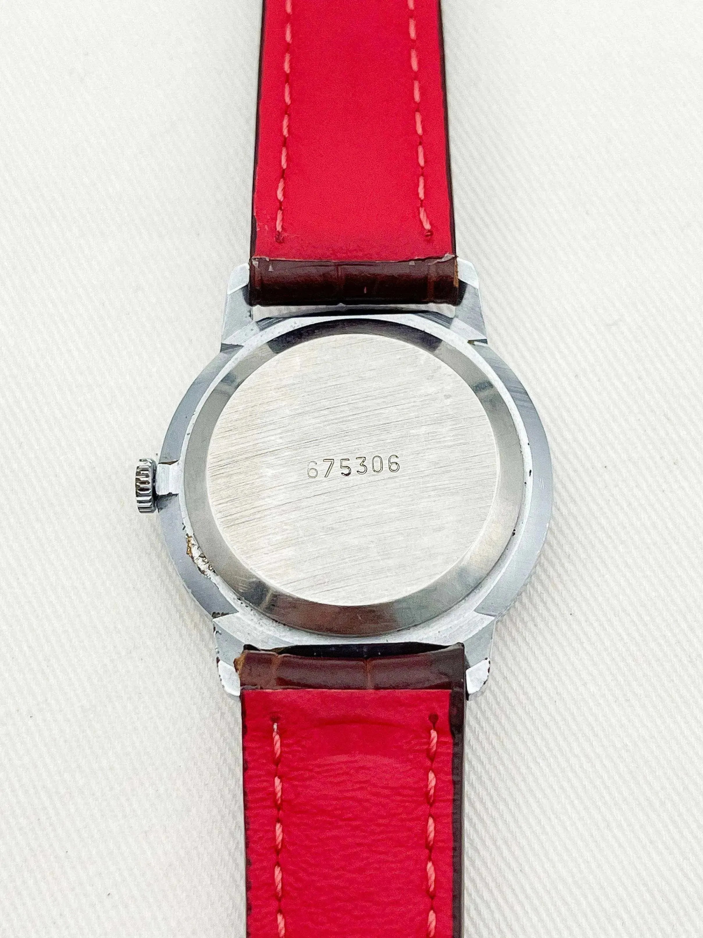 Raketa - Clock - 1960s - Atelier Victor - Vintage Shop