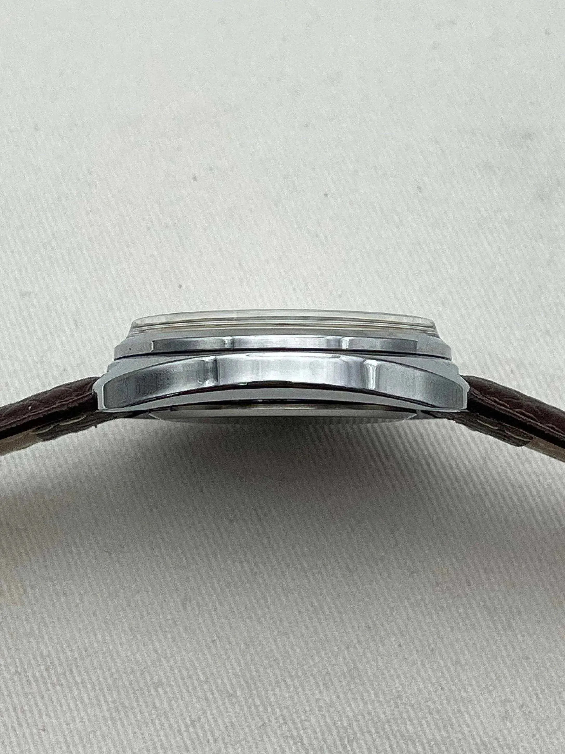 Raketa - Crosshair Dial - 1970s - Atelier Victor - Vintage Shop
