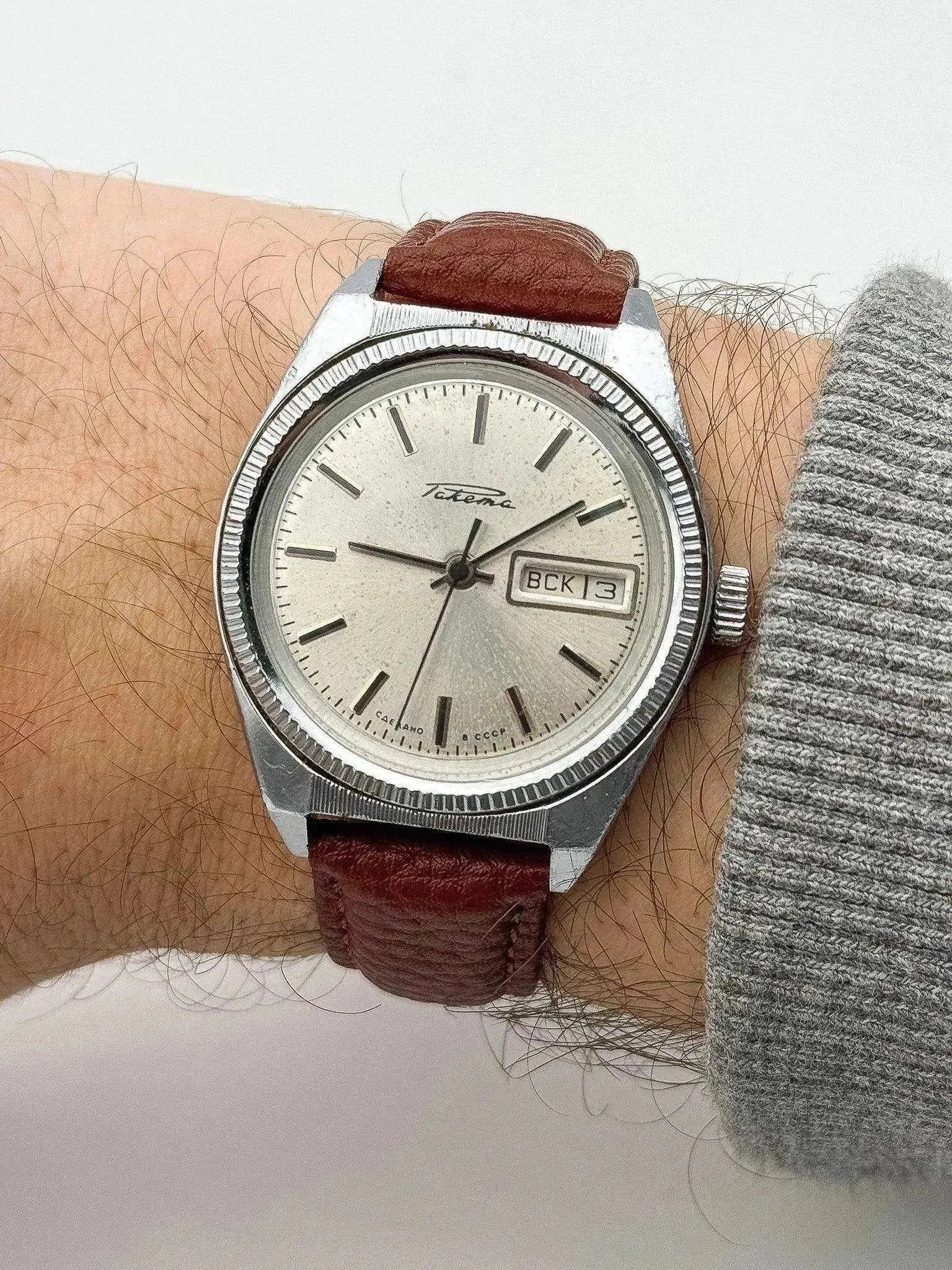 Raketa - Daydate Black Index - 1980s - Atelier Victor