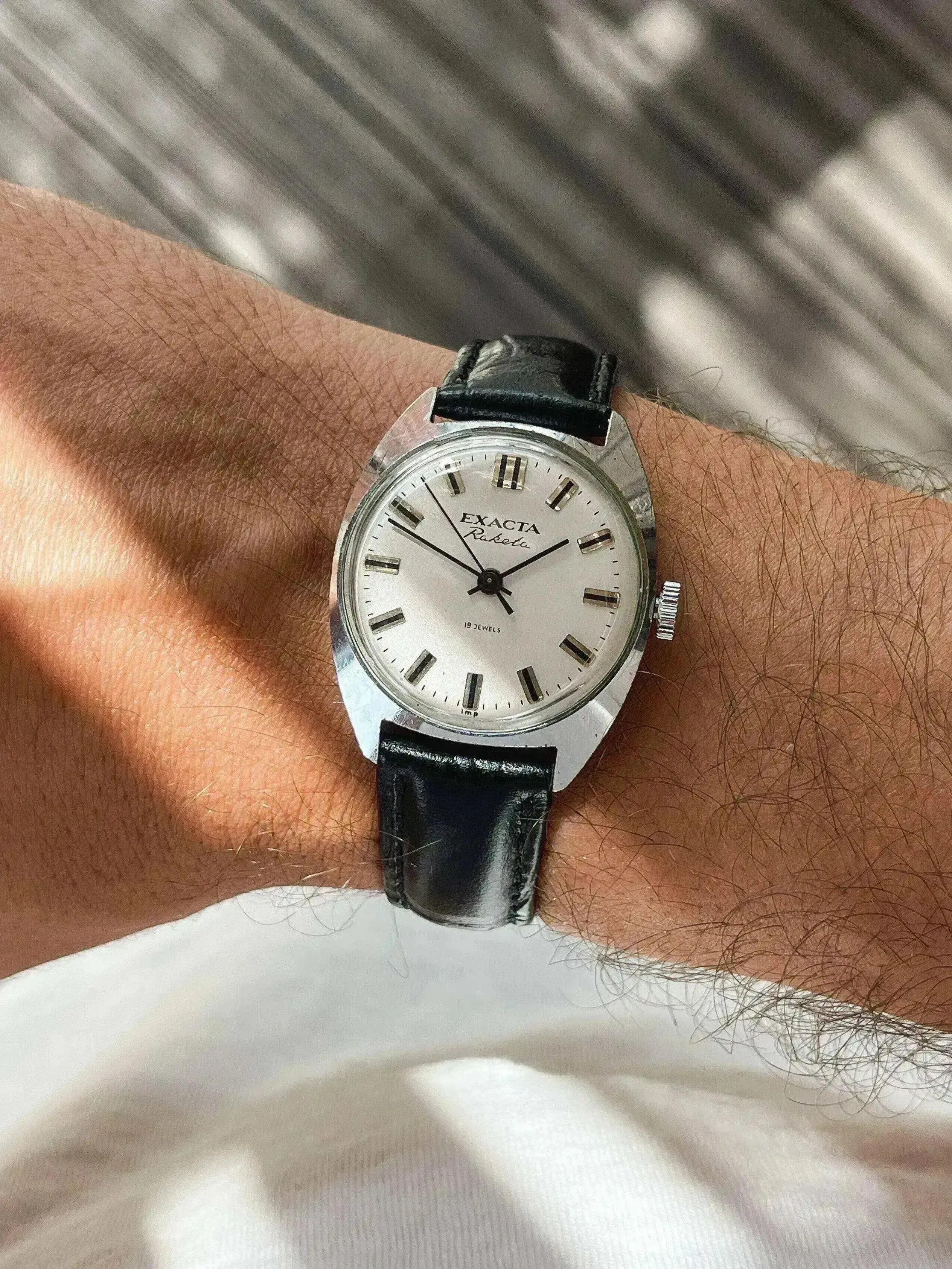 Raketa - Exacta Cadran Blanc index noir - 1970s - Atelier Victor