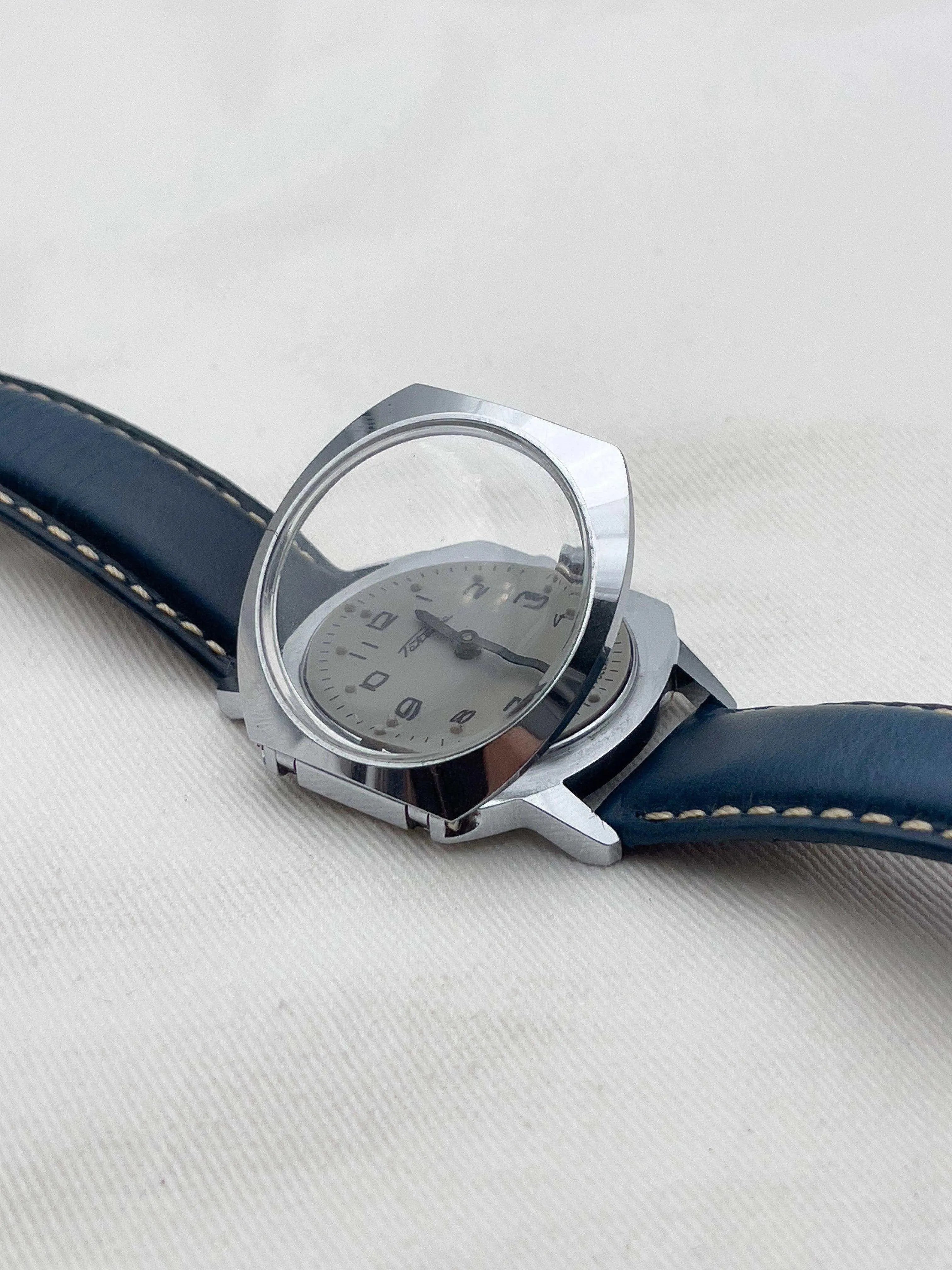 Raketa - Grey Blind - 1970’s - Atelier Victor Paris - Vintage Watch Shop Dubai