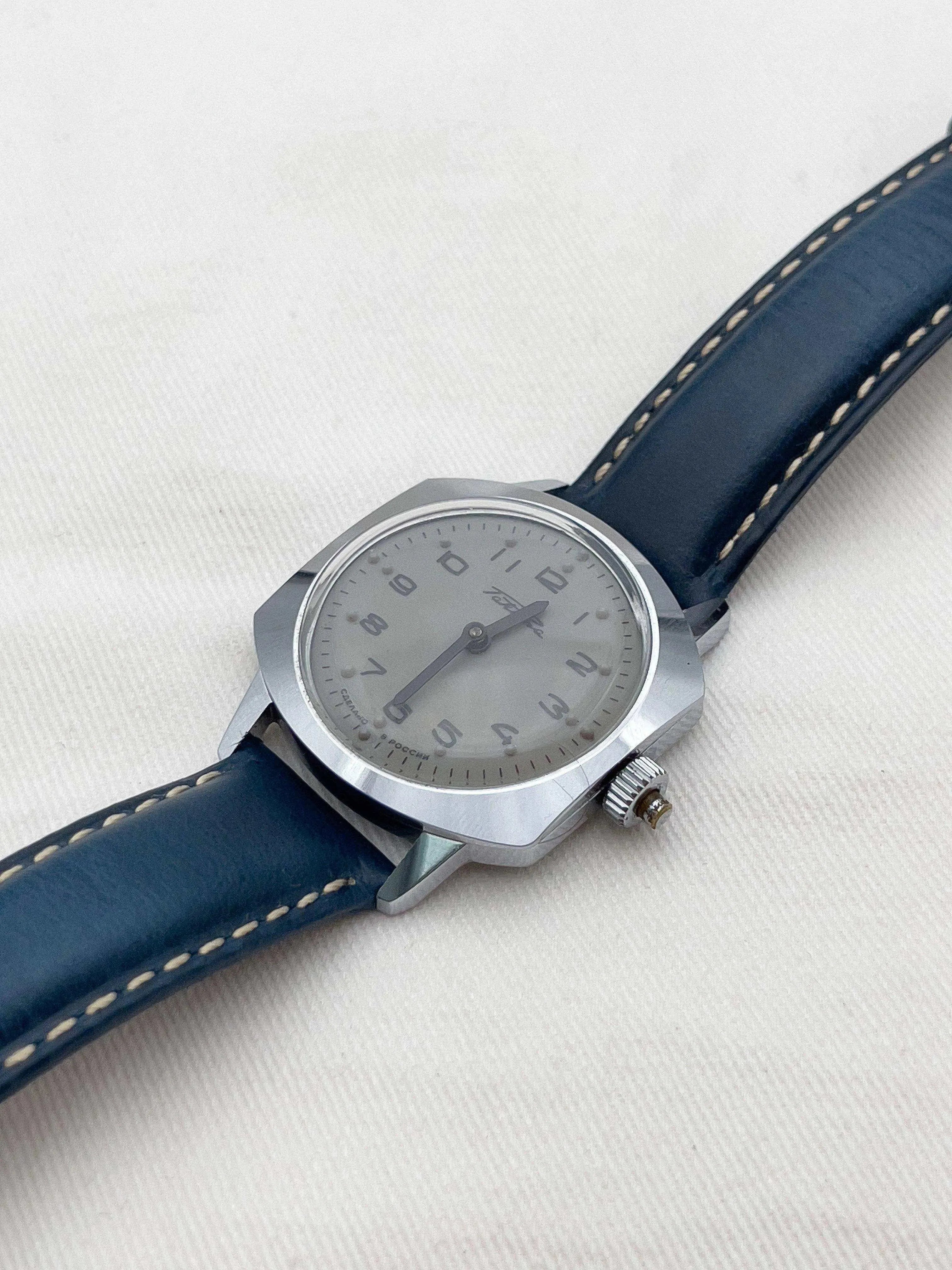 Raketa - Grey Blind - 1970’s - Atelier Victor Paris - Vintage Watch Shop Dubai