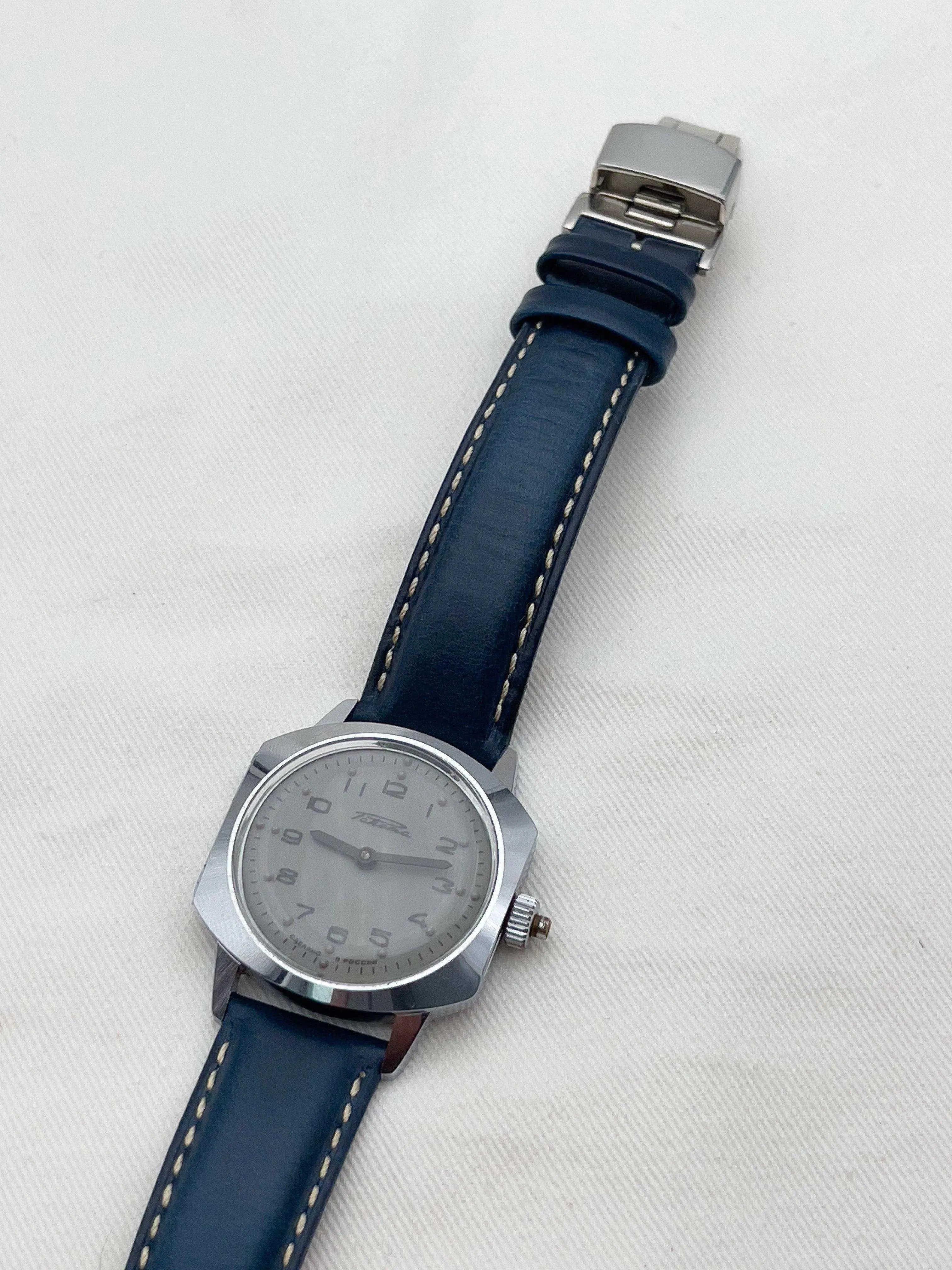 Raketa - Grey Blind - 1970’s - Atelier Victor Paris - Vintage Watch Shop Dubai
