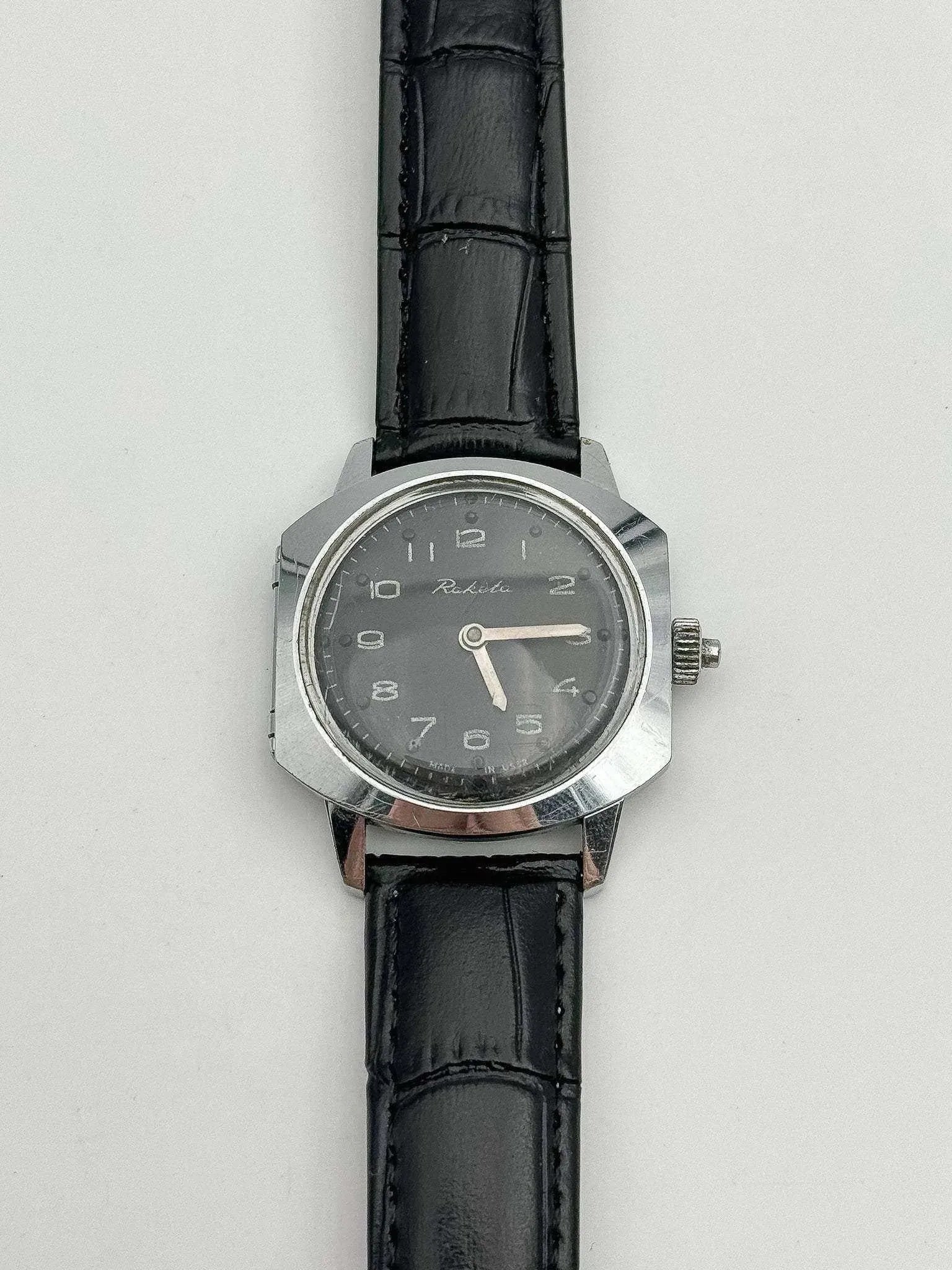 Raketa - Montre ancienne pour les aveugles cadran noir - 1980s - Atelier Victor - Vintage Shop