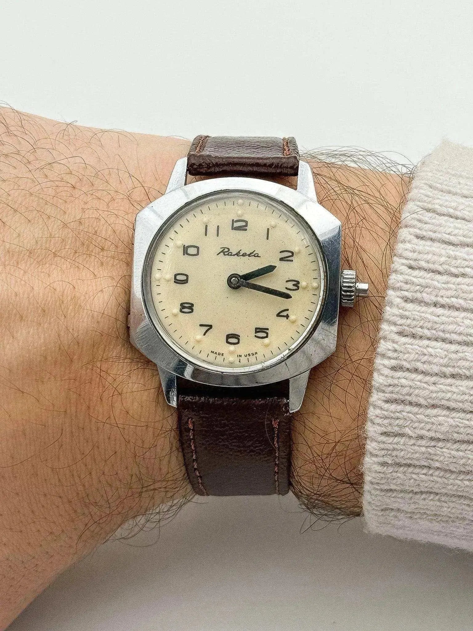 Raketa - Montre Aveugle Crème Marron - 1980s - Atelier Victor