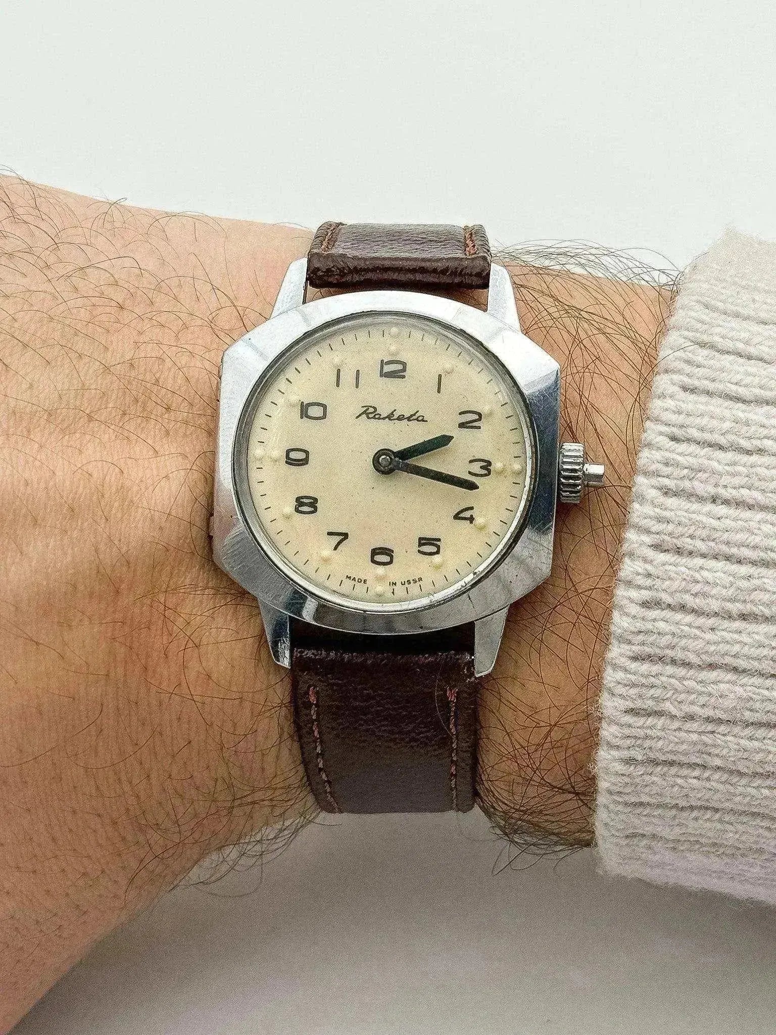 Raketa - Montre Aveugle Crème Marron - 1980s - Atelier Victor