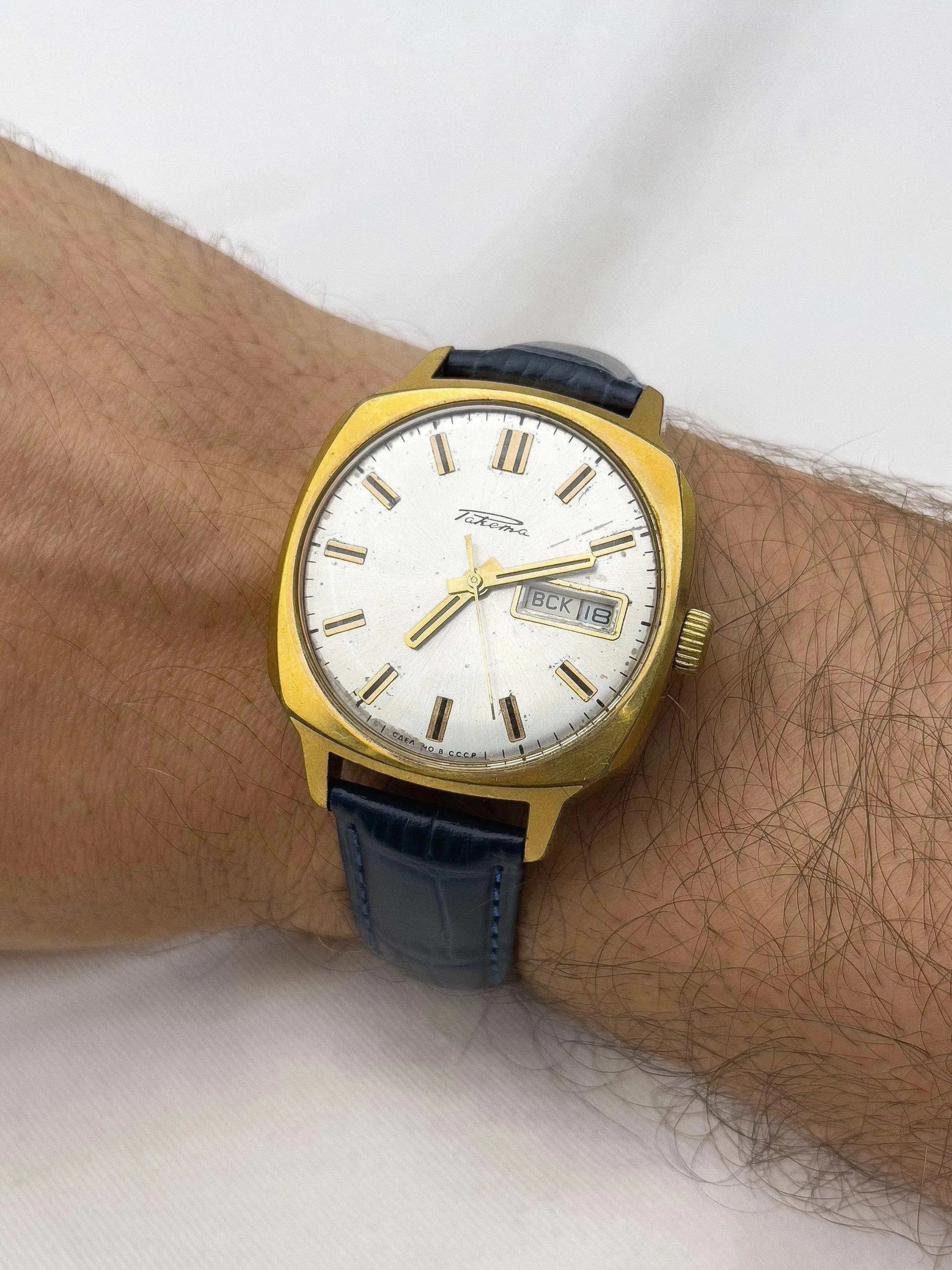 Raketa - Square Gold Daydate - 1970s - Atelier Victor