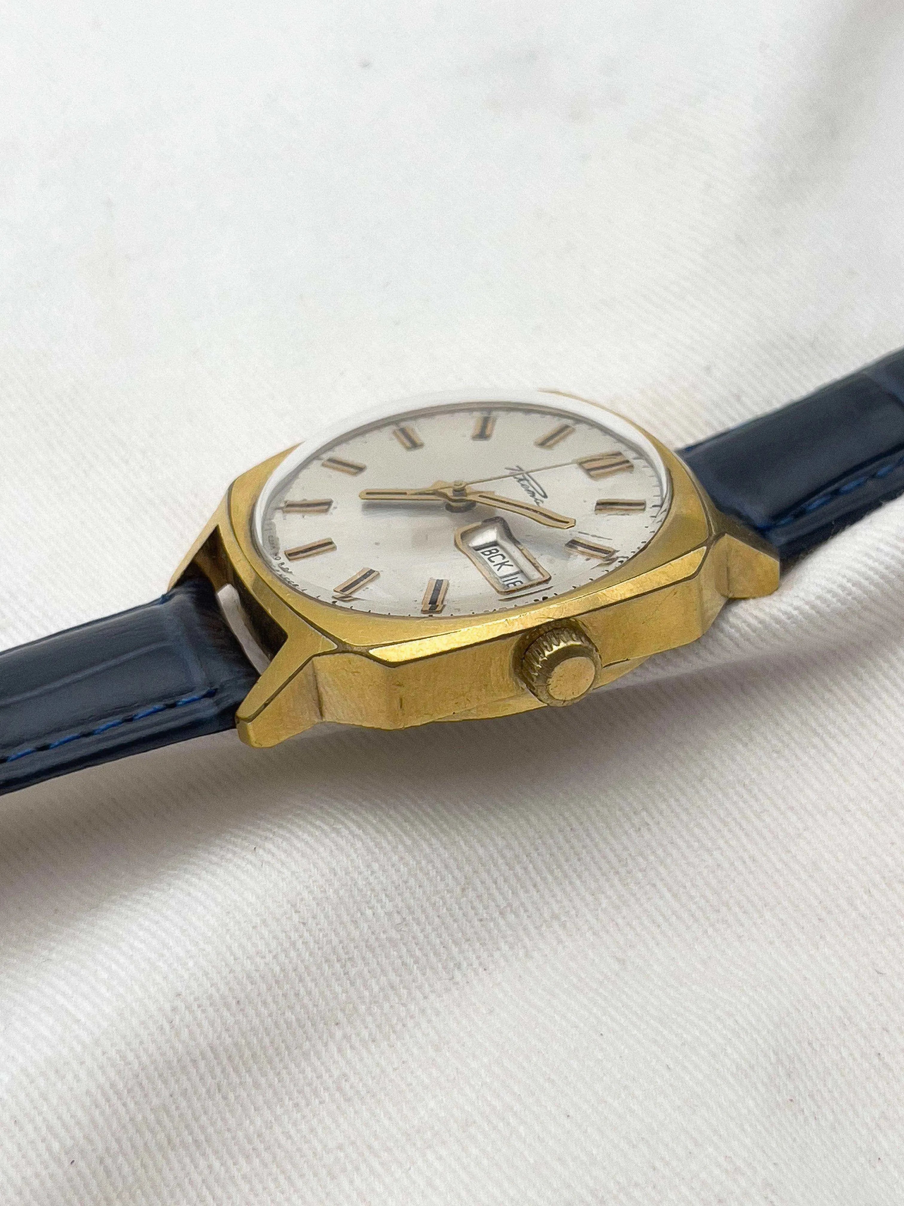 Raketa - Square Gold Daydate - 1970s - Atelier Victor Paris - Vintage Watch Shop Dubai