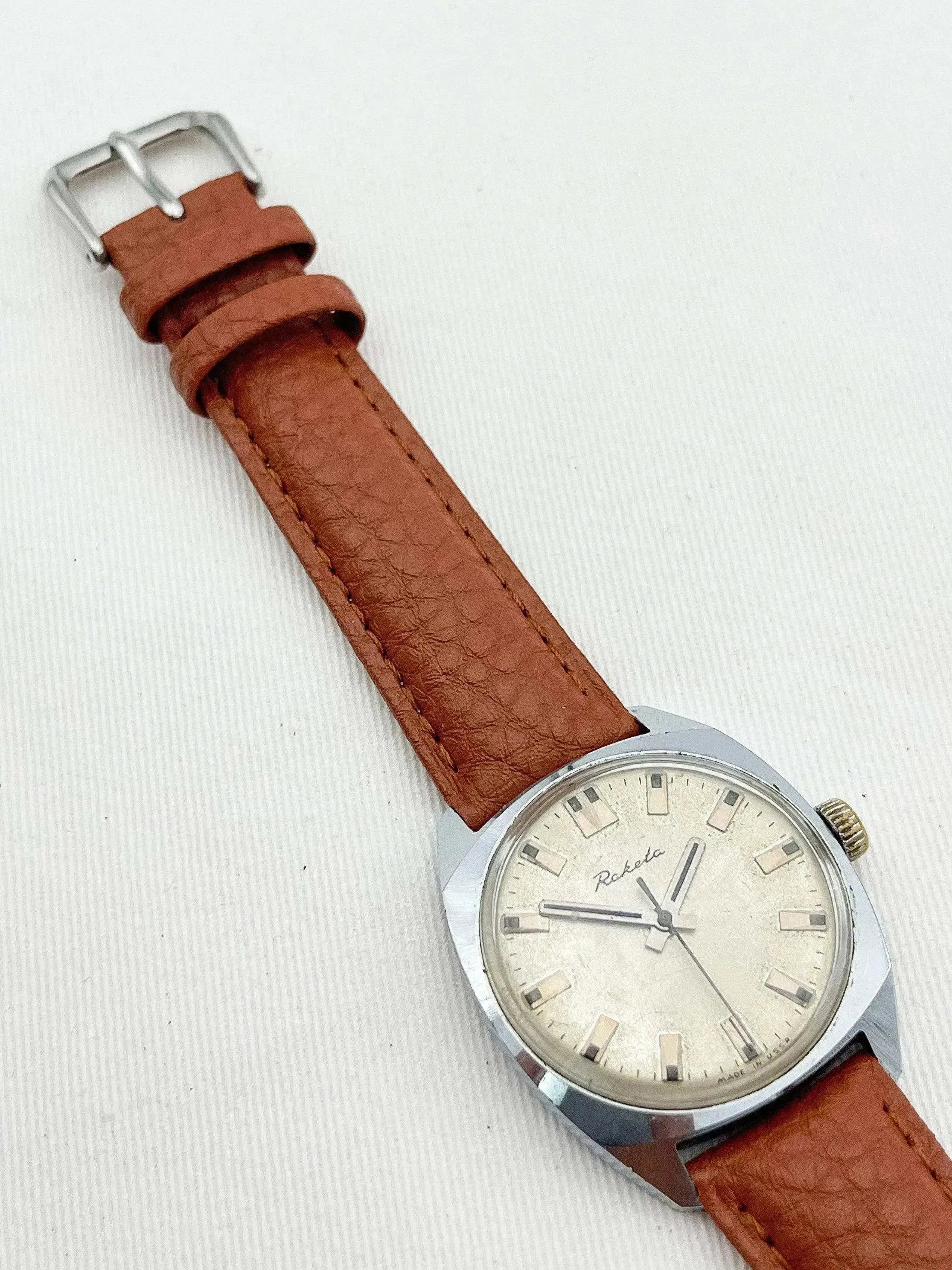 Raketa - Tonneau Champagne Patiné - 1960s - Atelier Victor