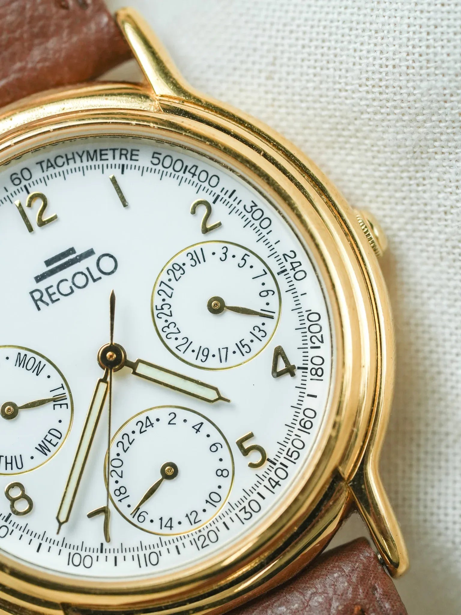 Regolo - Or Triple Calendar blanc - 1990s - Atelier Victor