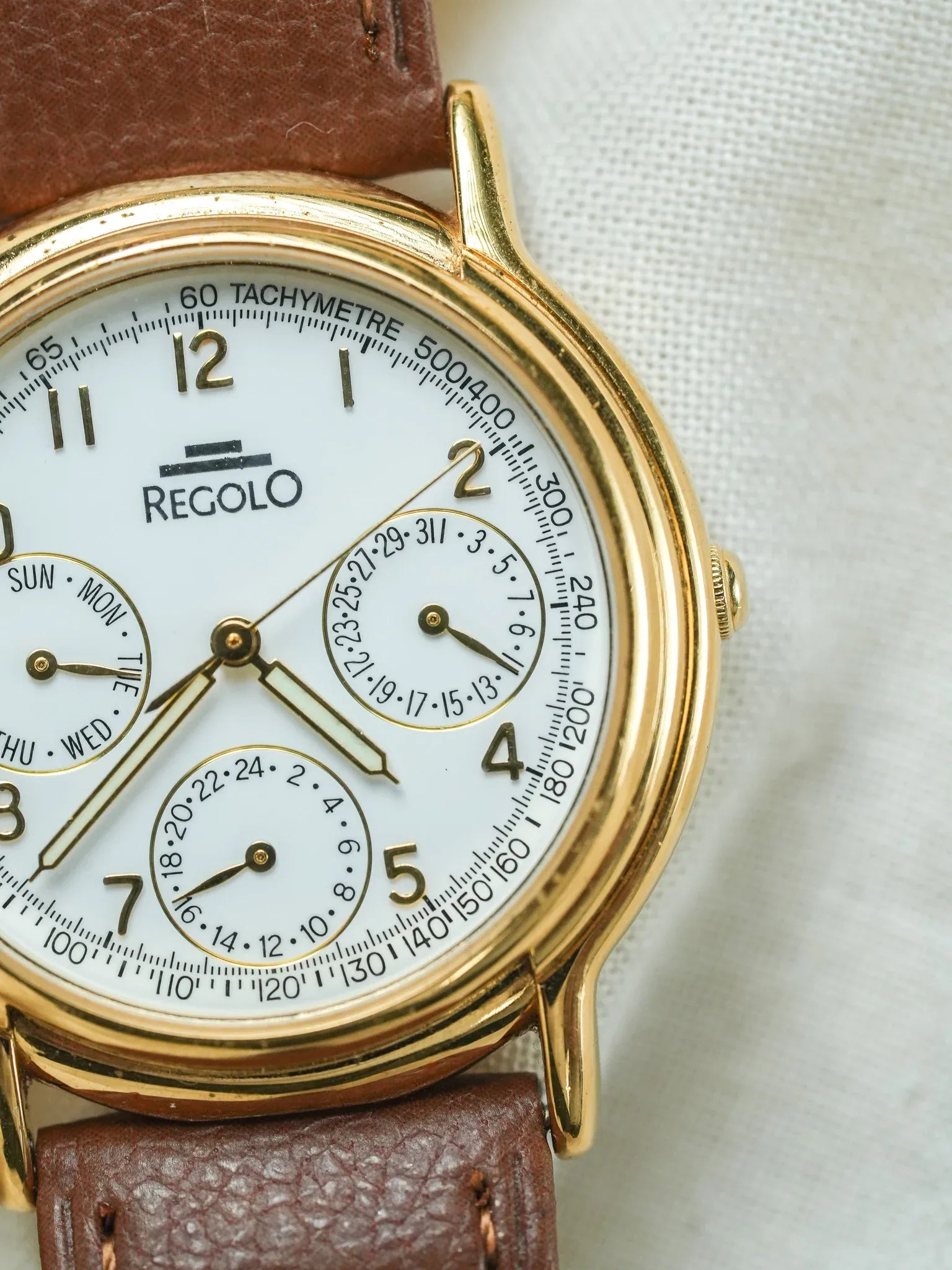 Regolo - Or Triple Calendar blanc - 1990s - Atelier Victor