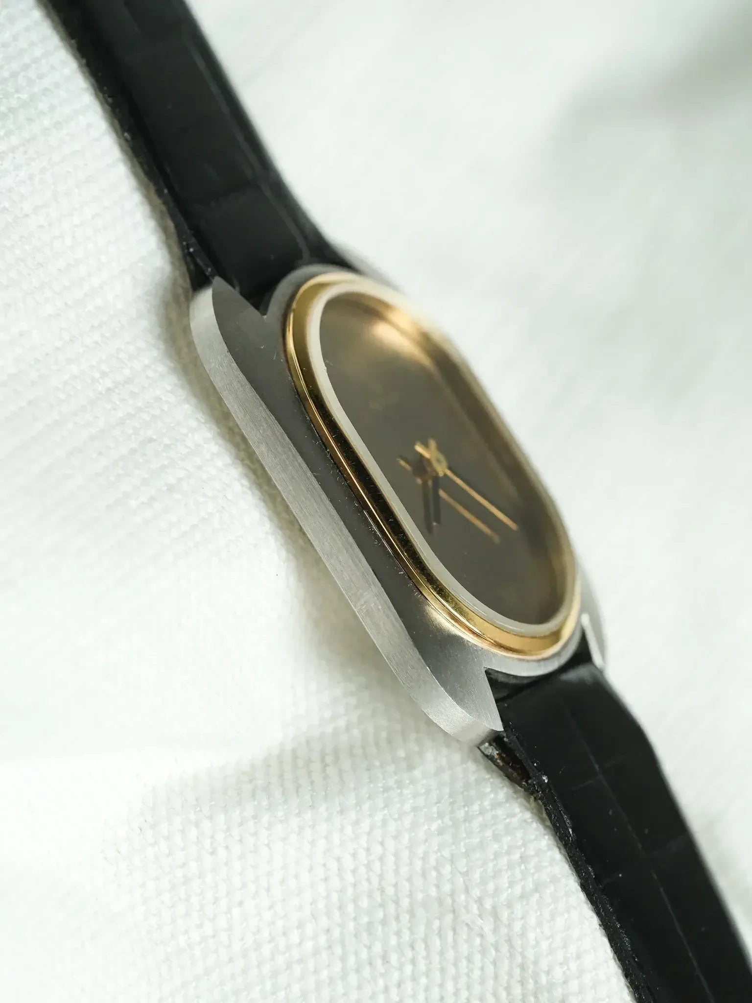 Replay - Ovale Acier Brossé Lunette or Acier Brossé - NOS - 1980s - Atelier Victor