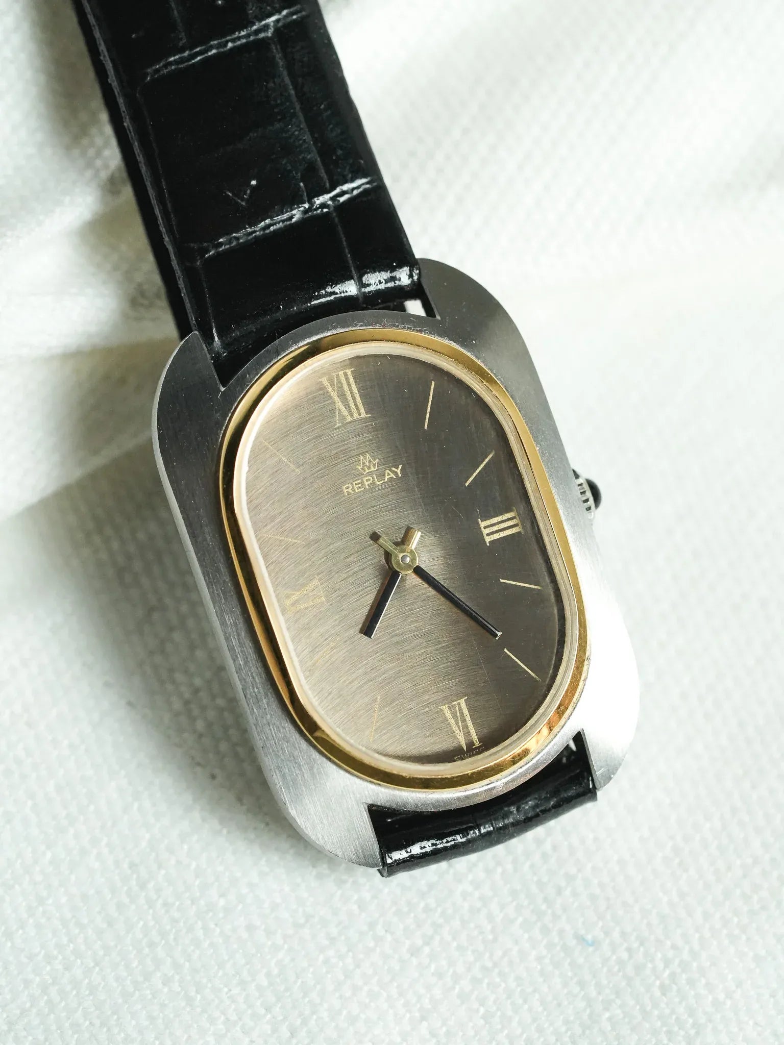 Replay - Ovale Acier Brossé Lunette or Acier Brossé - NOS - 1980s - Atelier Victor