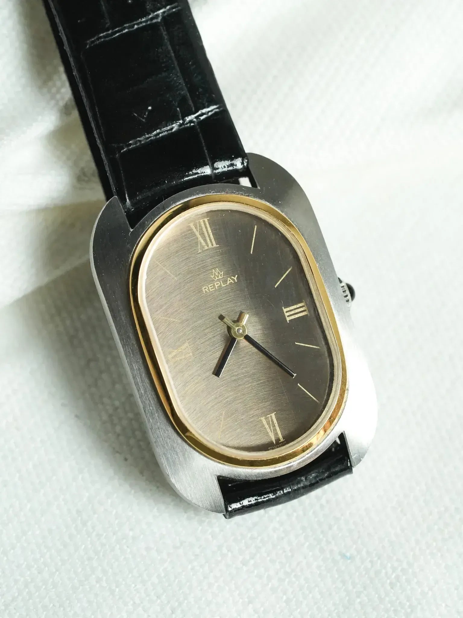 Replay - Ovale Acier Brossé Lunette or Acier Brossé - NOS - 1980s - Atelier Victor