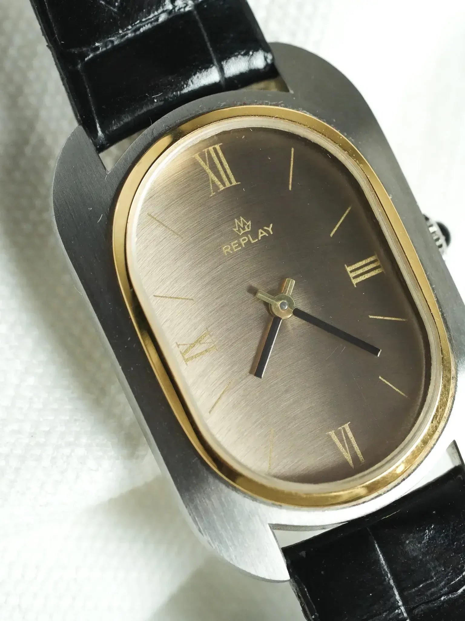 Replay - Ovale Acier Brossé Lunette or Acier Brossé - NOS - 1980s - Atelier Victor