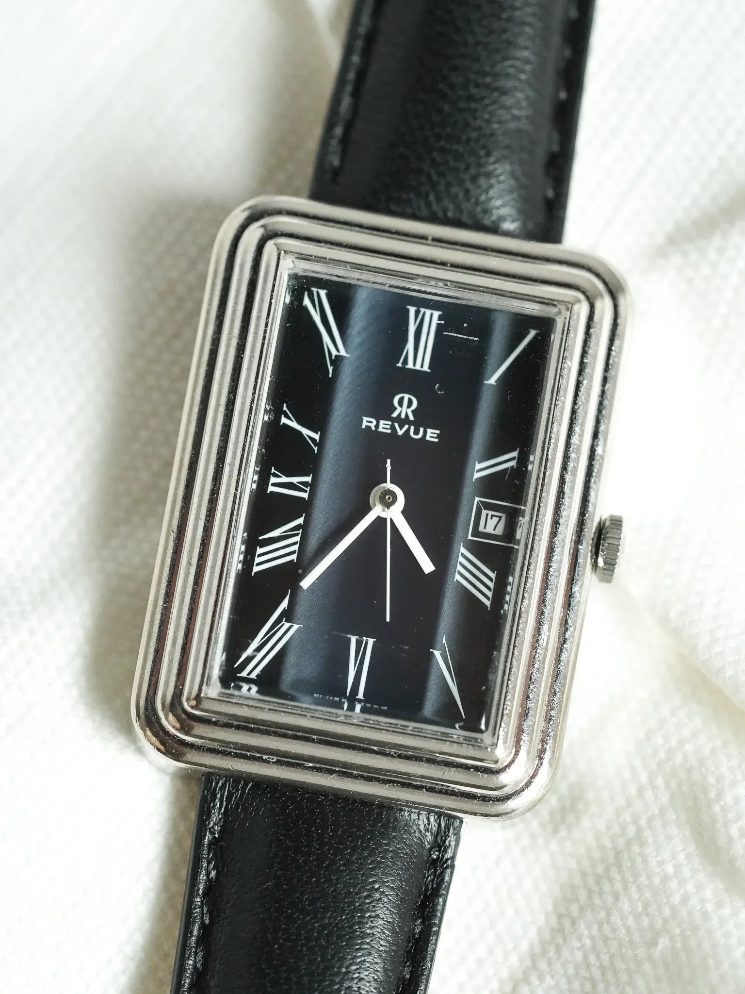 Revue - Tank Stepcase Bleu Tapisserie - 1990s - Atelier Victor