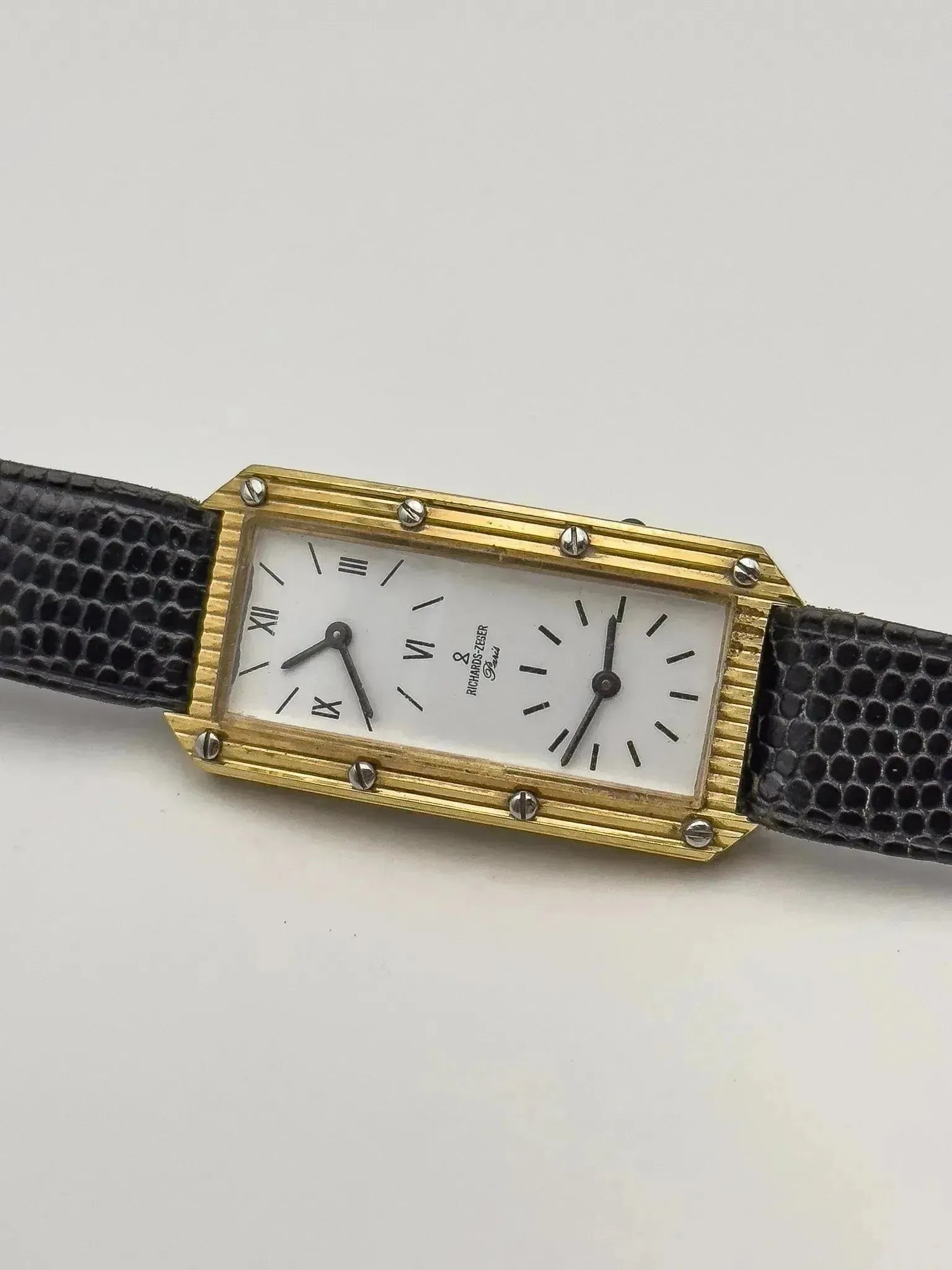 Richards-Zeger - GMT 2 movements plaqué or cadran blanc - 1970s - Atelier Victor