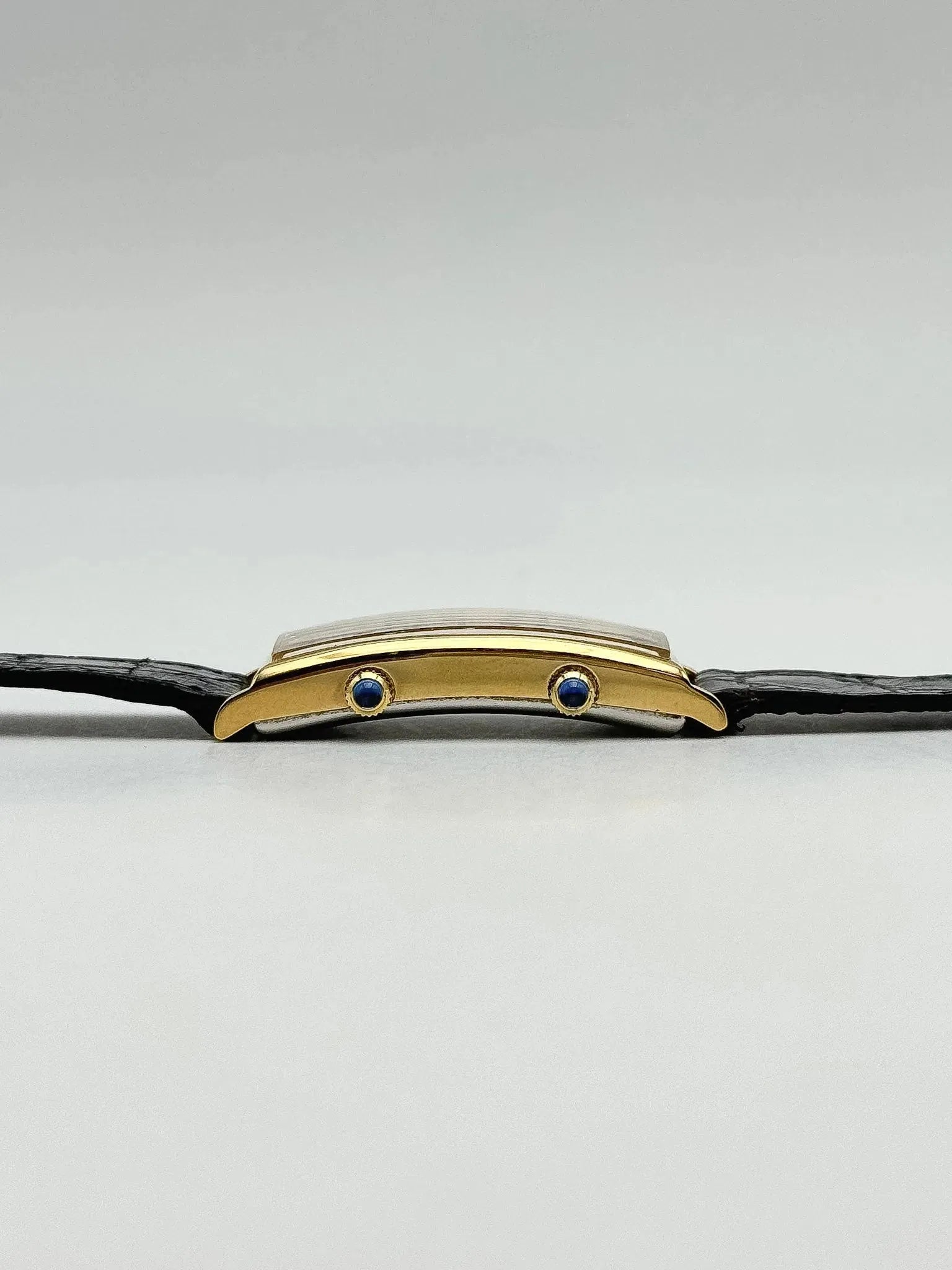 Richards-Zeger - GMT Deux mouvements plaqué or - 1980s - Atelier Victor Paris - Vintage Watch Shop Dubai