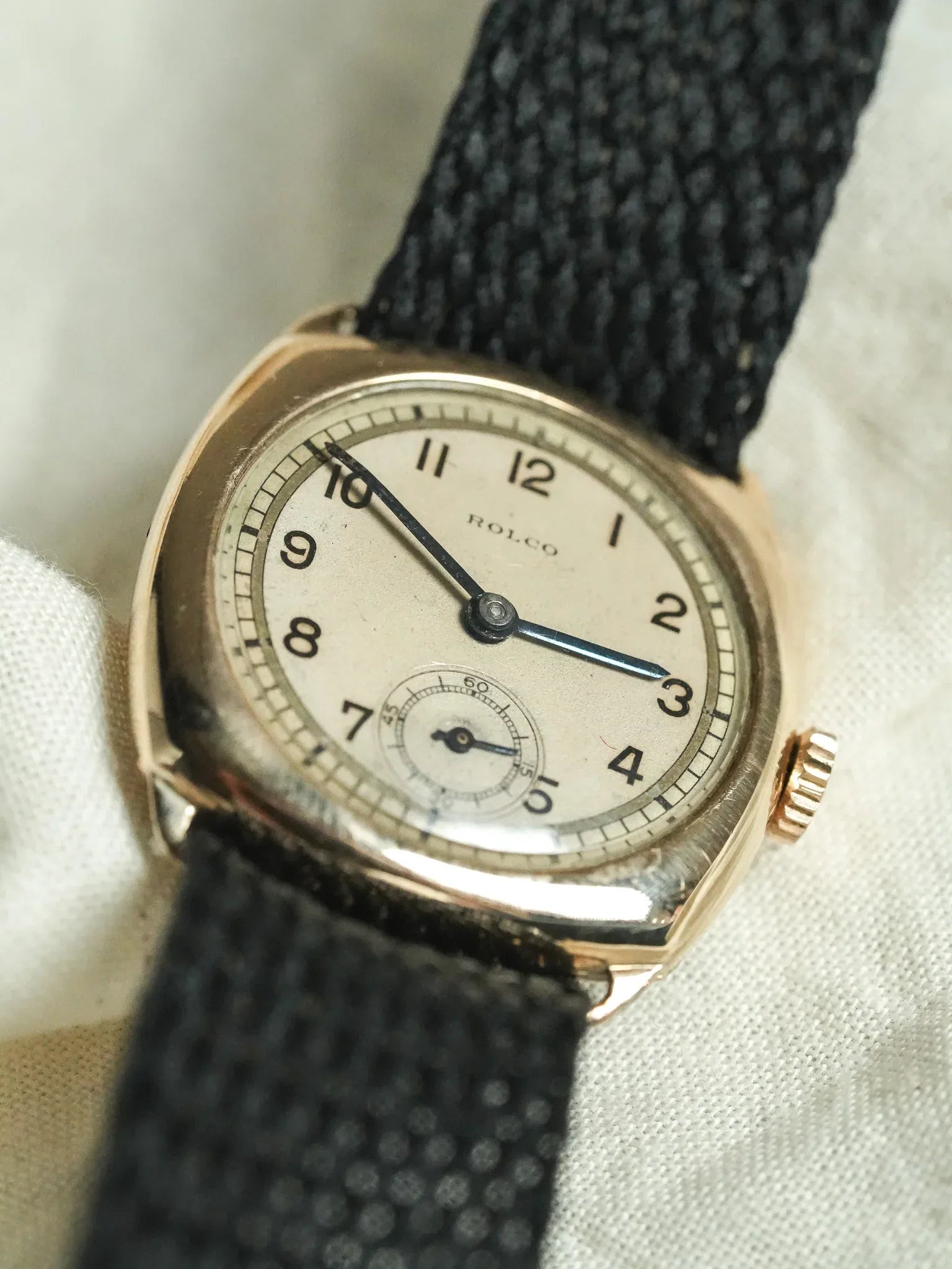 Rolco par Rolex - Coussin Or Rose 9k - 1930s - Atelier Victor