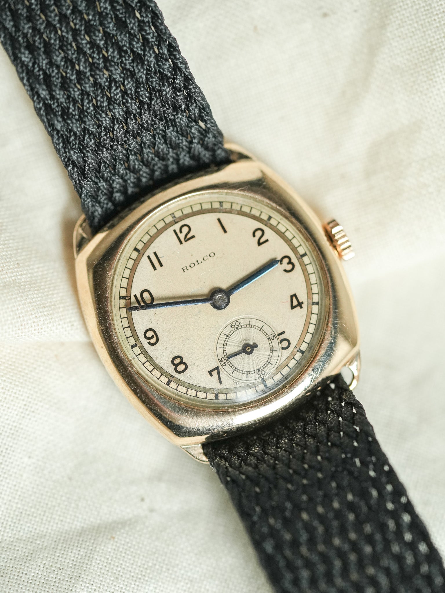 Rolco par Rolex - Coussin Or Rose 9k - 1930s - Atelier Victor - Vintage Shop