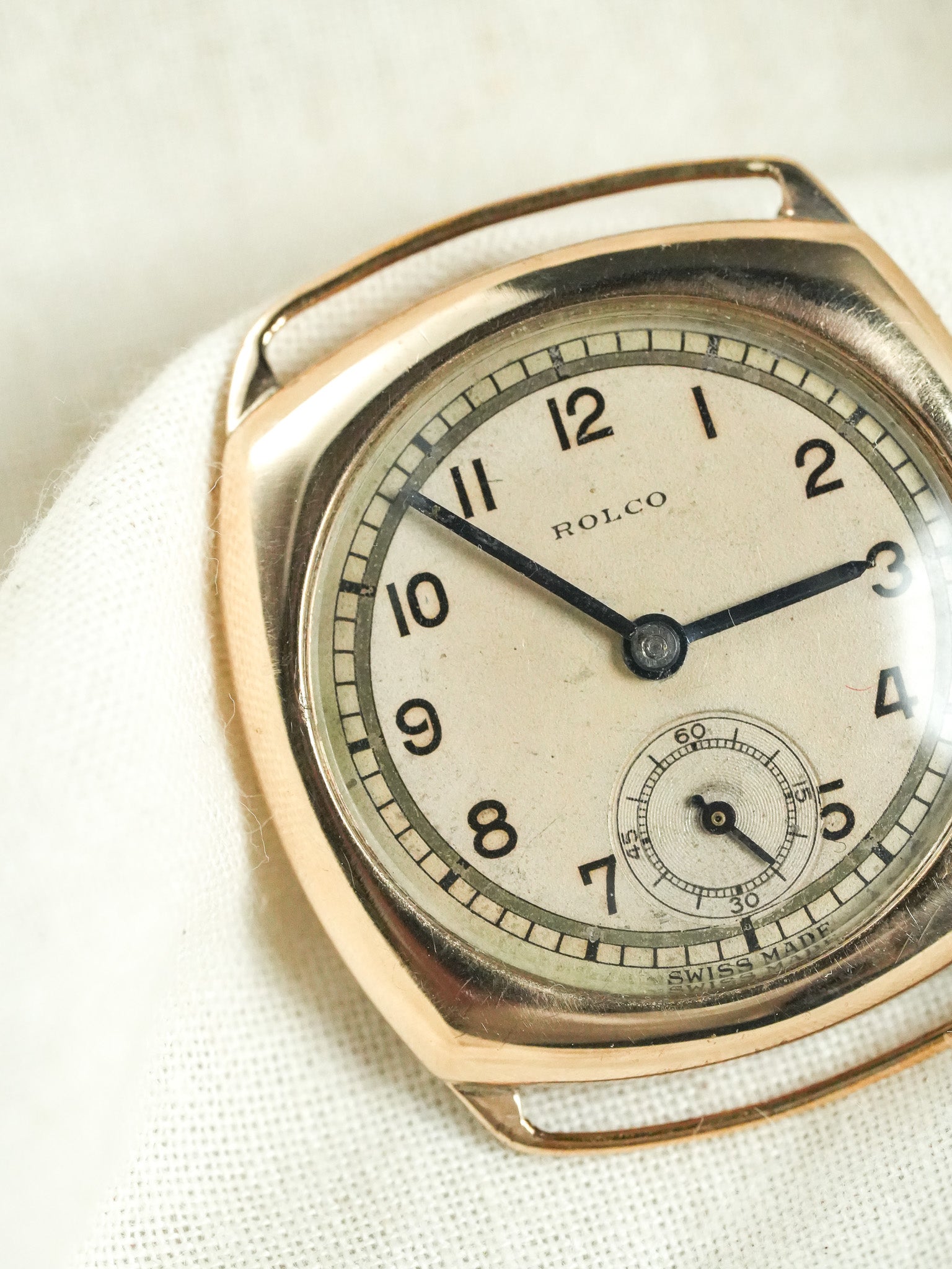 Rolco par Rolex - Coussin Or Rose 9k - 1930s - Atelier Victor - Vintage Shop