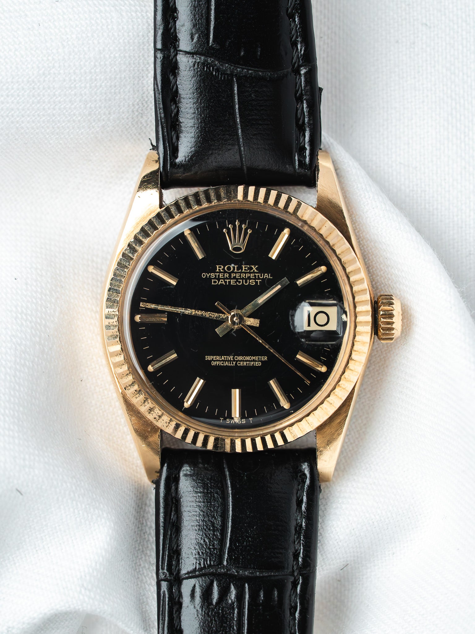 Rolex Datejust 6827 Or 18k — Cadran Noir Lunette Cannelée (1979)