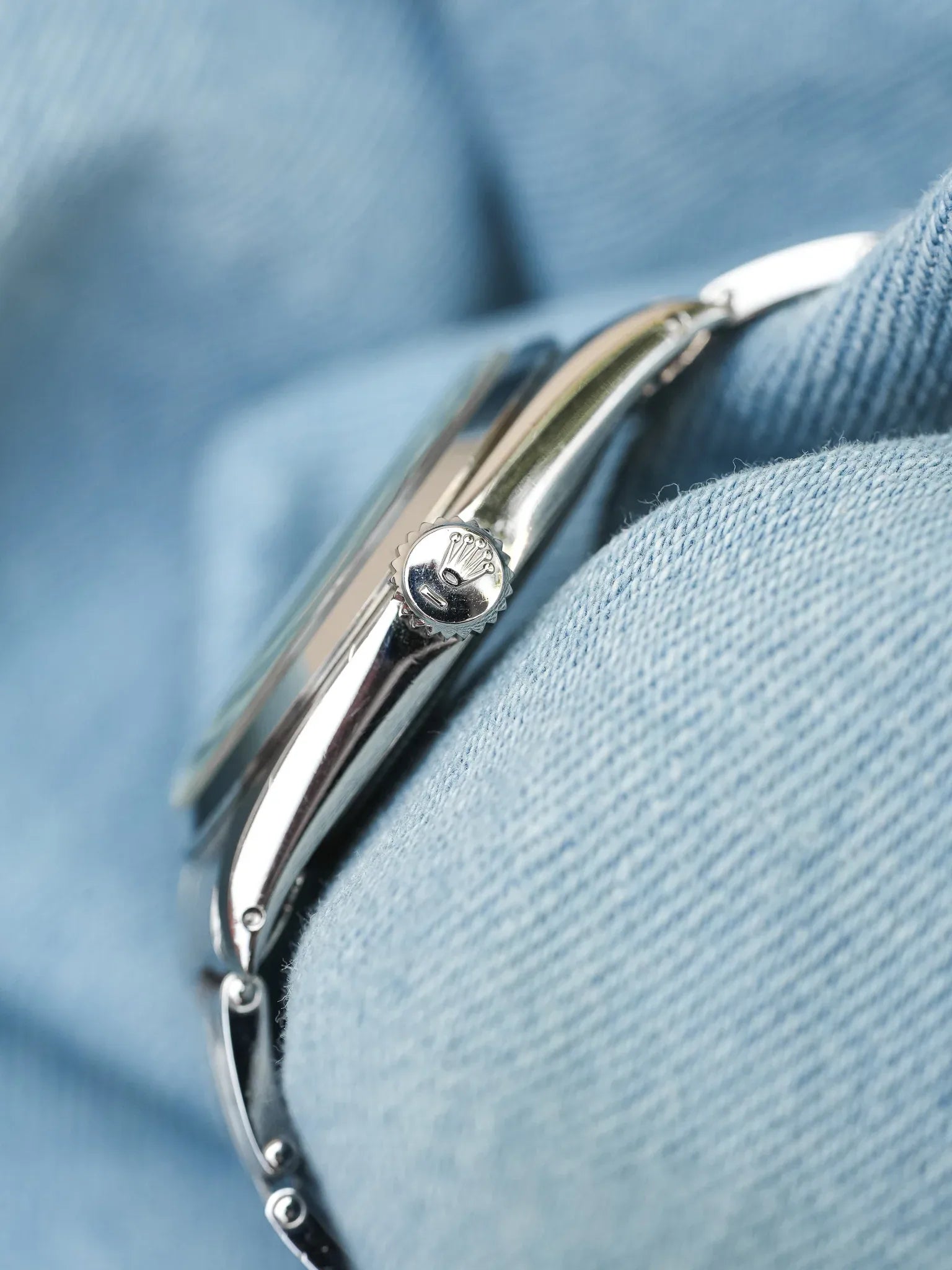 Rolex - Oyster Extra fine 6426 Cadran lin argent - 1971 - Atelier Victor Paris - Vintage Watch Shop Dubai