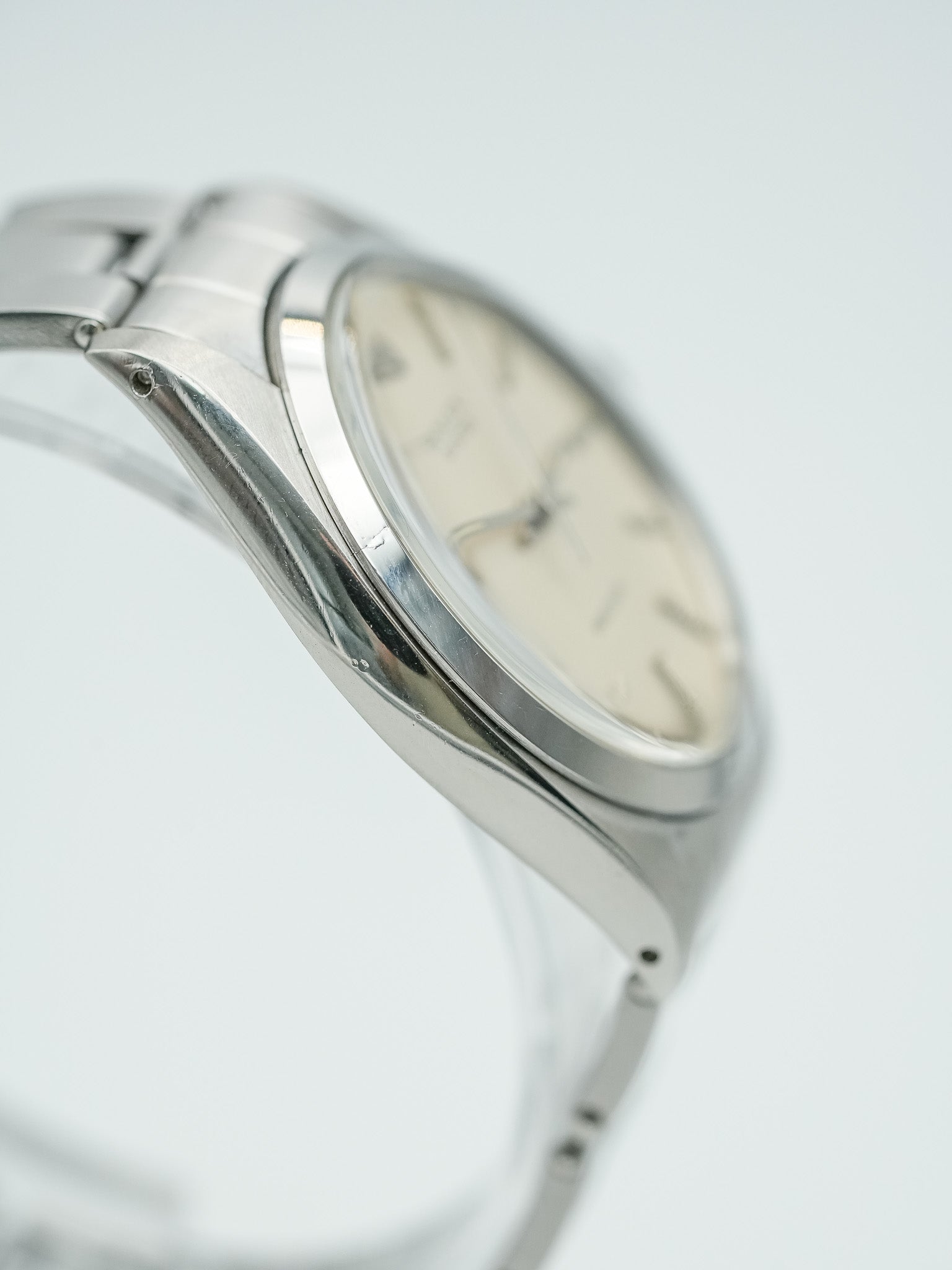 Rolex - Oyster Extra fine 6426 Cadran lin argent - 1971 - Atelier Victor - Vintage Watch Shop