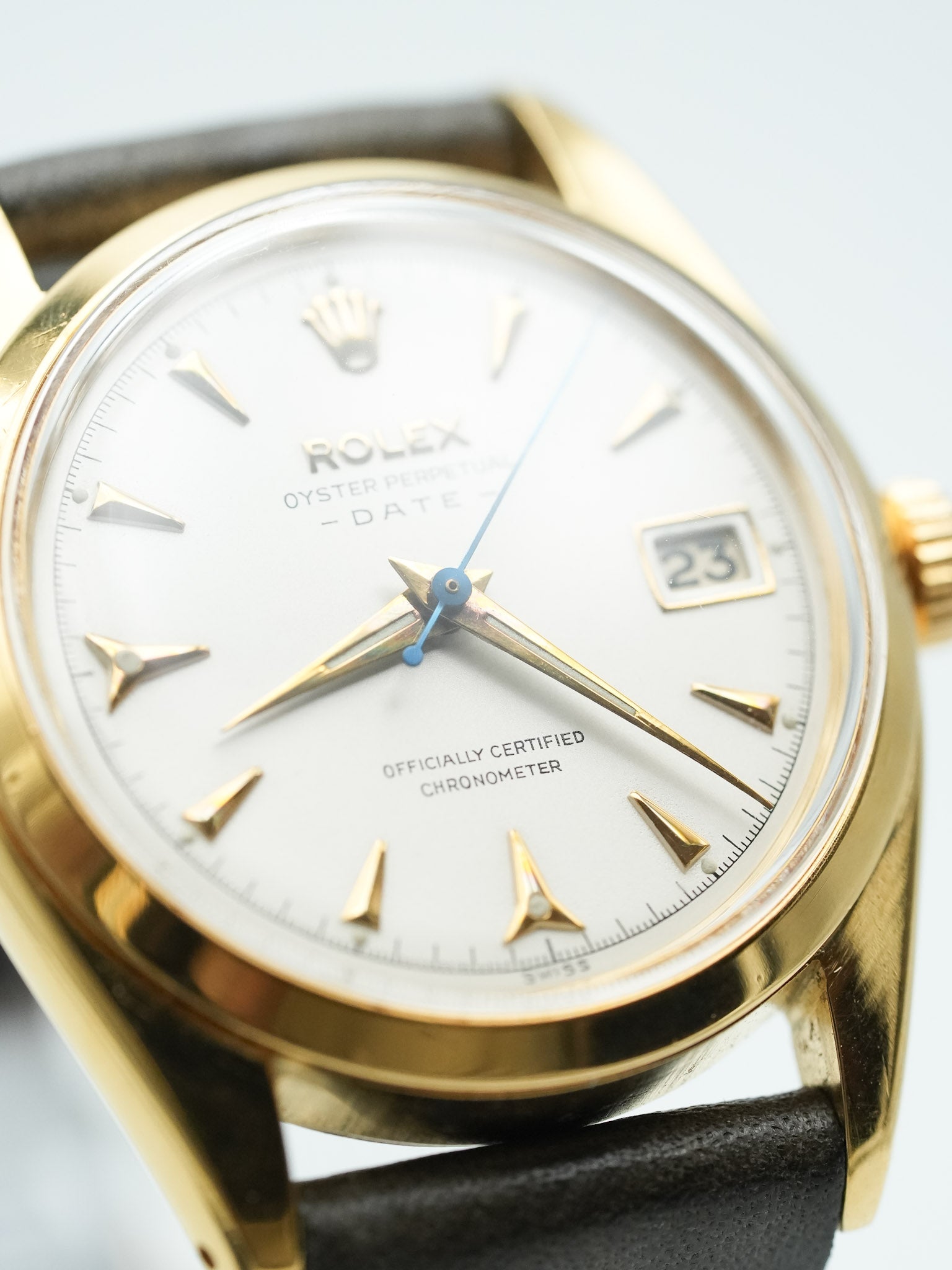 Rolex - Oyster Perpetual Date Plaqué or 6530 COSC - 1954 - Atelier Victor Paris - Vintage Watch Shop Dubai