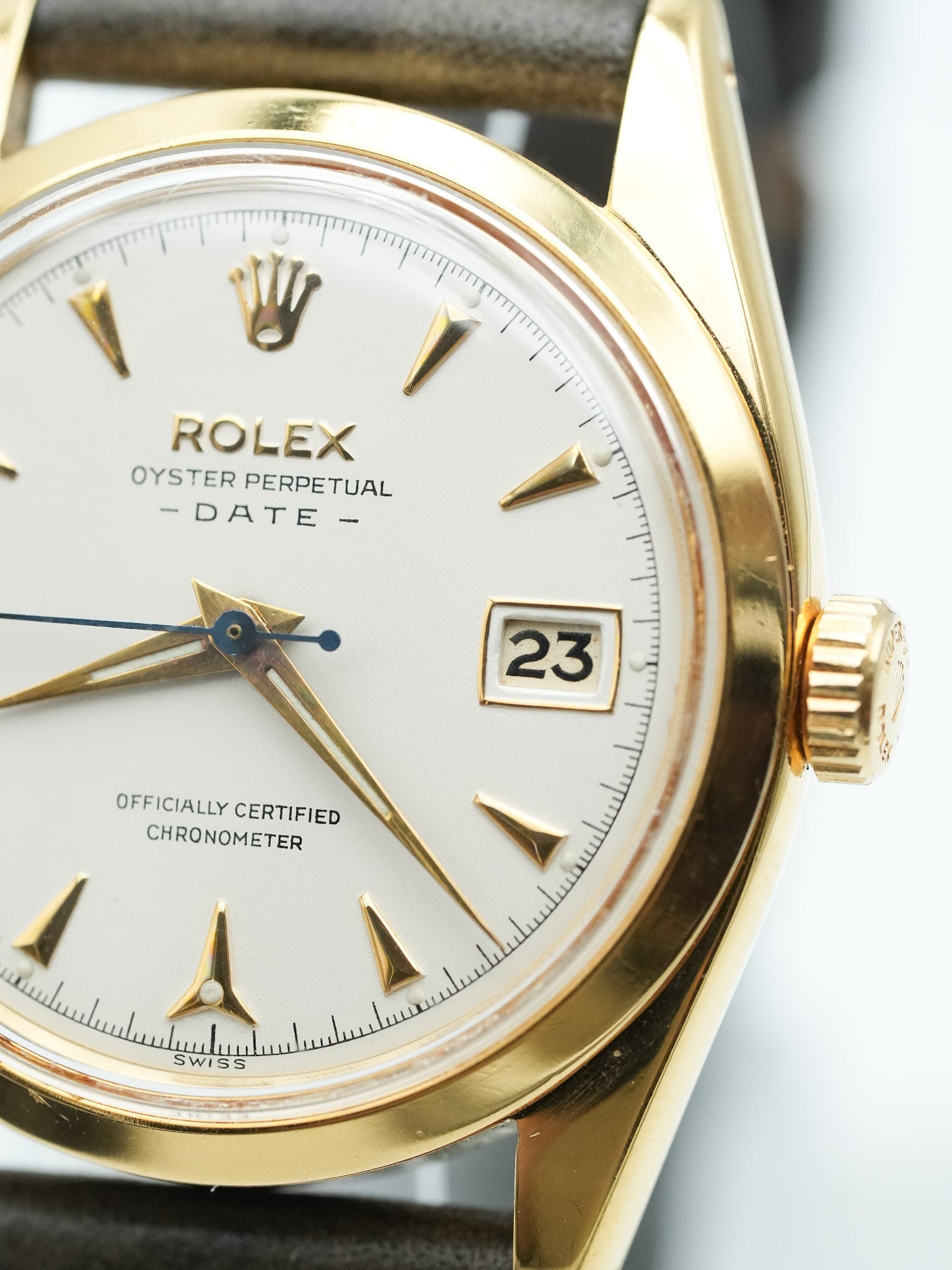 Rolex - Oyster Perpetual Date Plaqué or 6530 COSC - 1954 - Atelier Victor Paris - Vintage Watch Shop Dubai