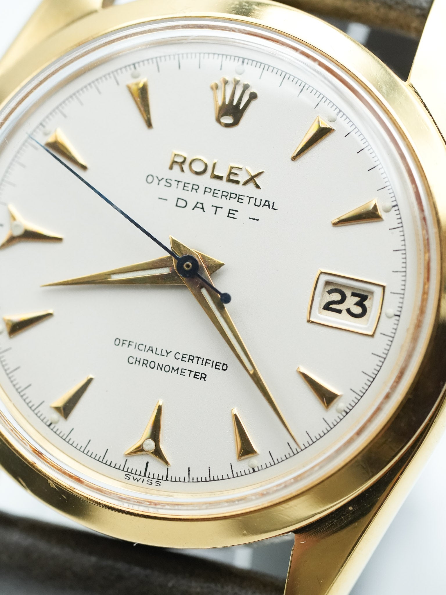 Rolex - Oyster Perpetual Date Plaqué or 6530 COSC - 1954 - Atelier Victor Paris - Vintage Watch Shop Dubai
