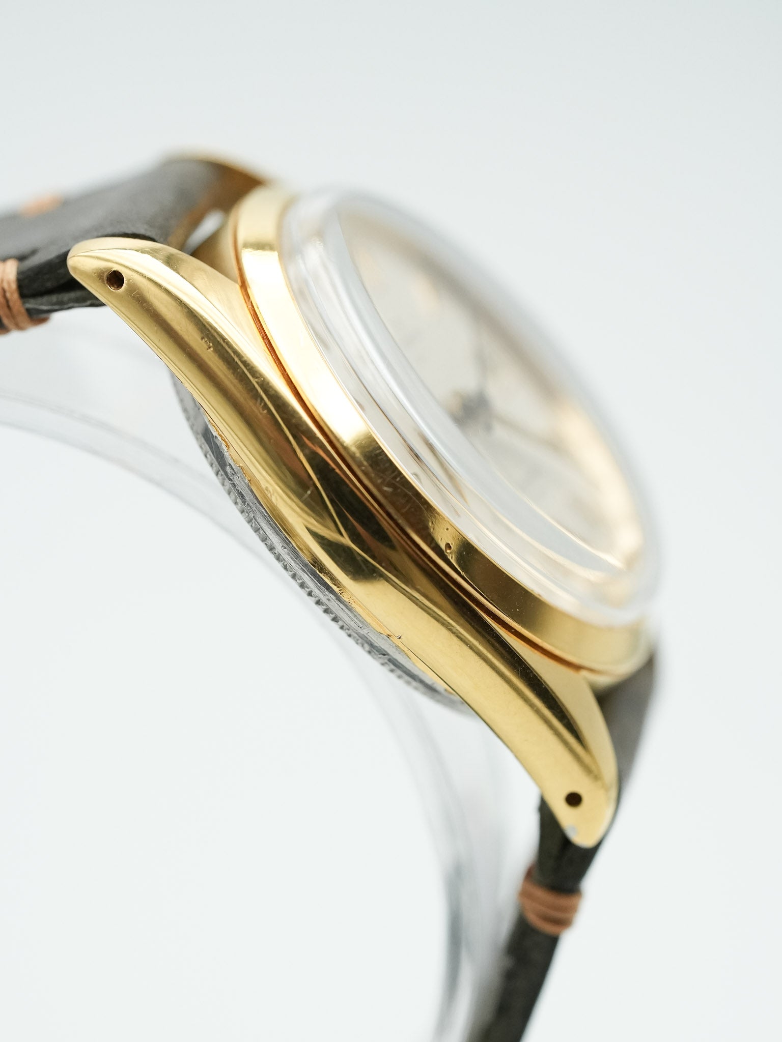 Rolex - Oyster Perpetual Date Plaqué or 6530 COSC - 1954 - Atelier Victor Paris - Vintage Watch Shop Dubai