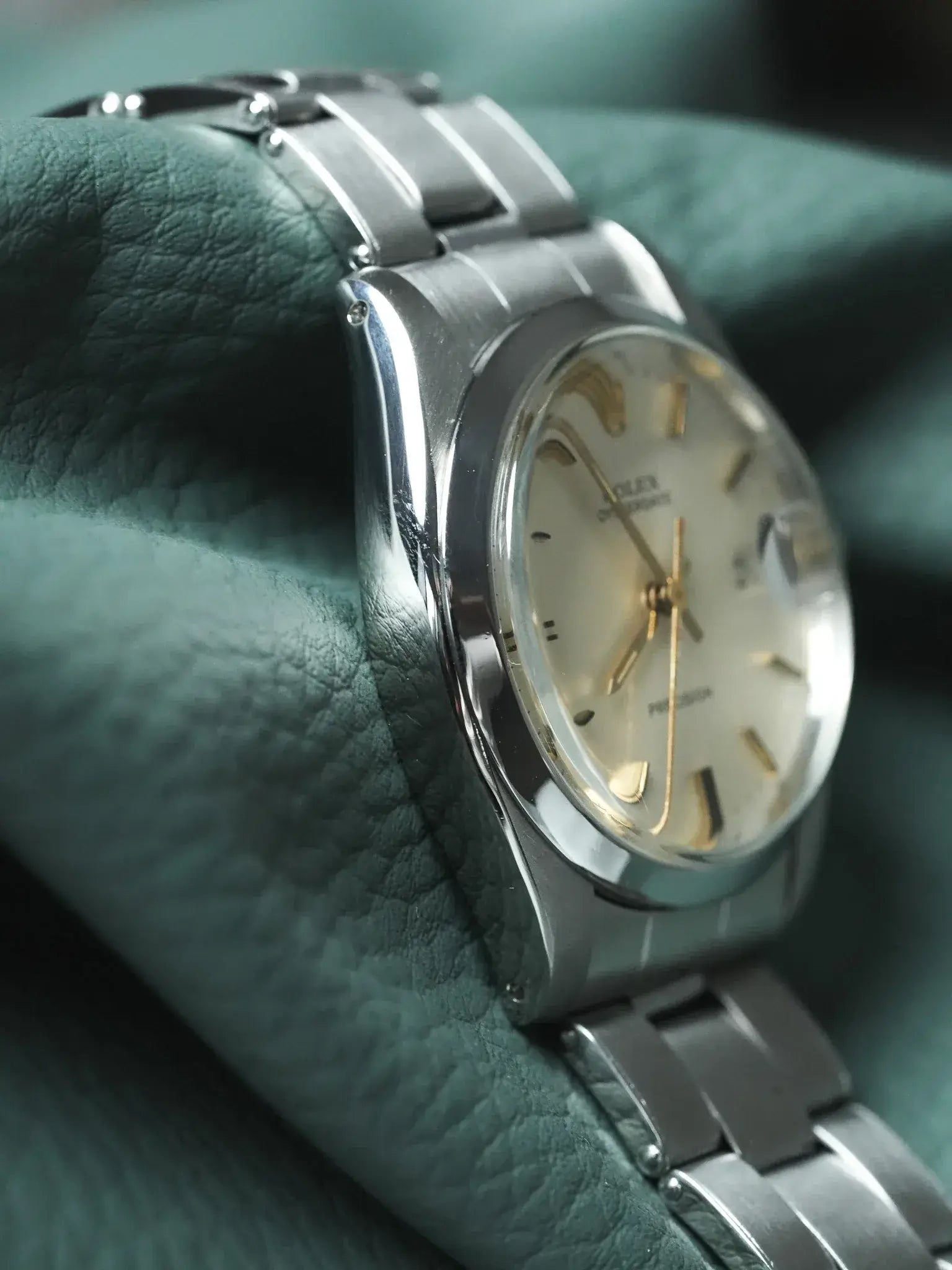 Rolex - Oysterdate 6694 Precision Cadran Champagne Aiguilles Or - 1977