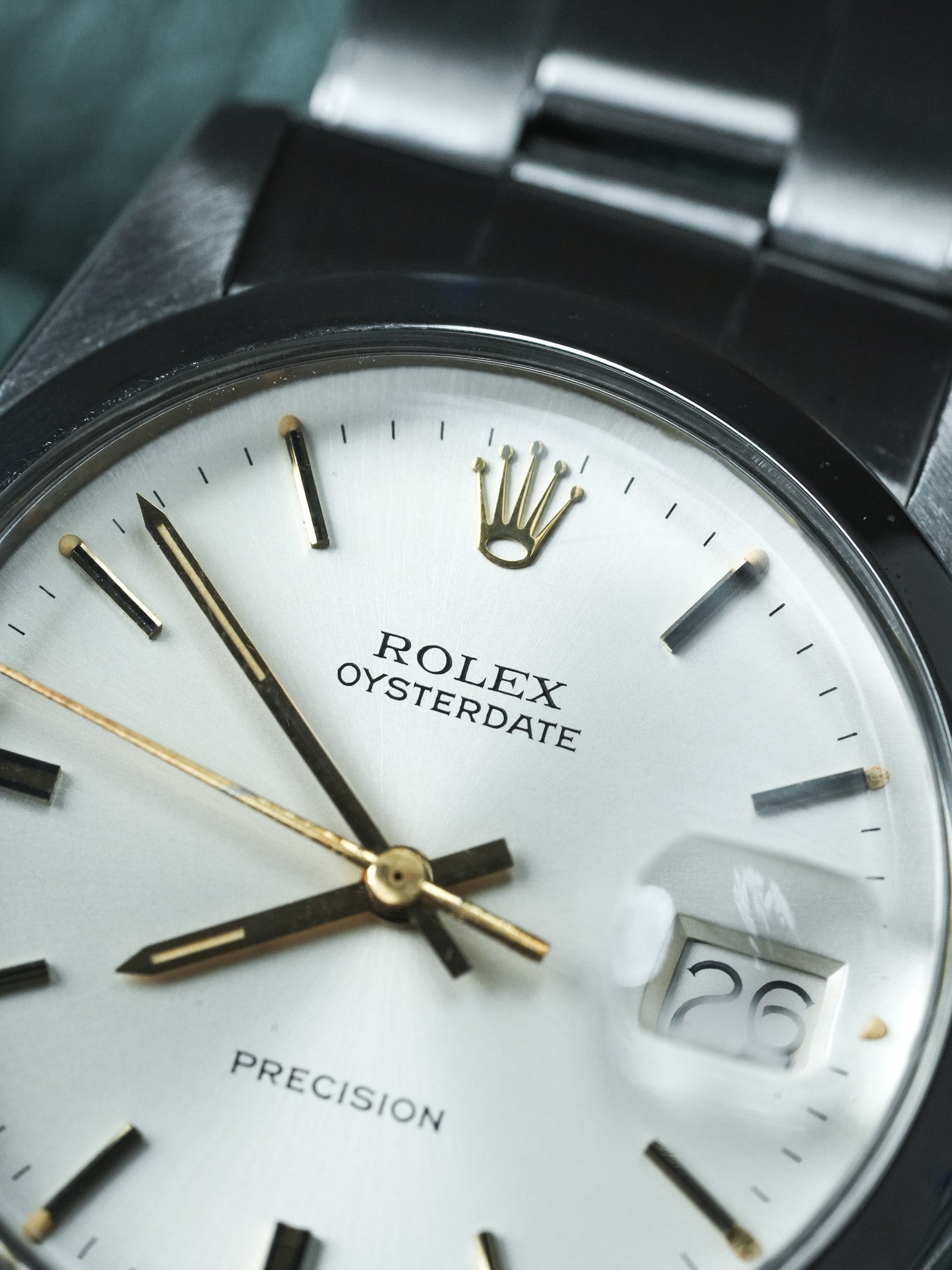 Rolex - Oysterdate 6694 Precision Циферблат Шампань Стрелки Золото - 1977