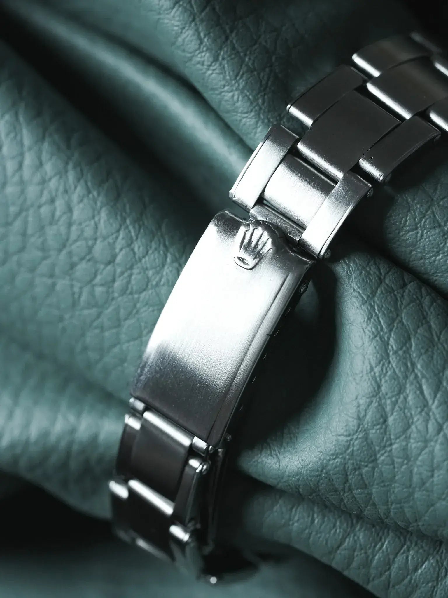 Rolex - Oysterdate 6694 Precision Cadran Champagne Aiguilles Or - 1977