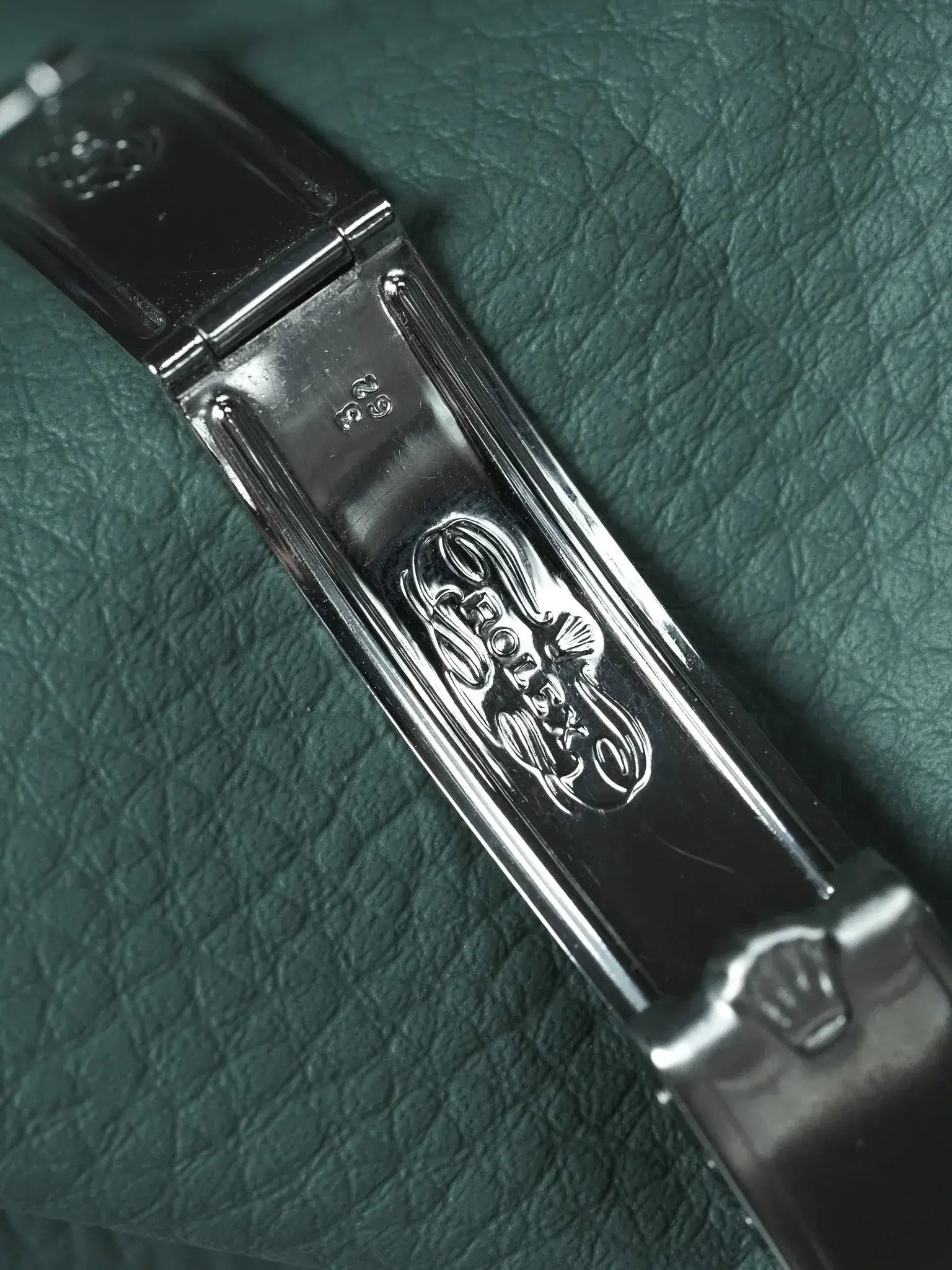 Rolex - Oysterdate 6694 Precision Cadran Champagne Aiguilles Or - 1977