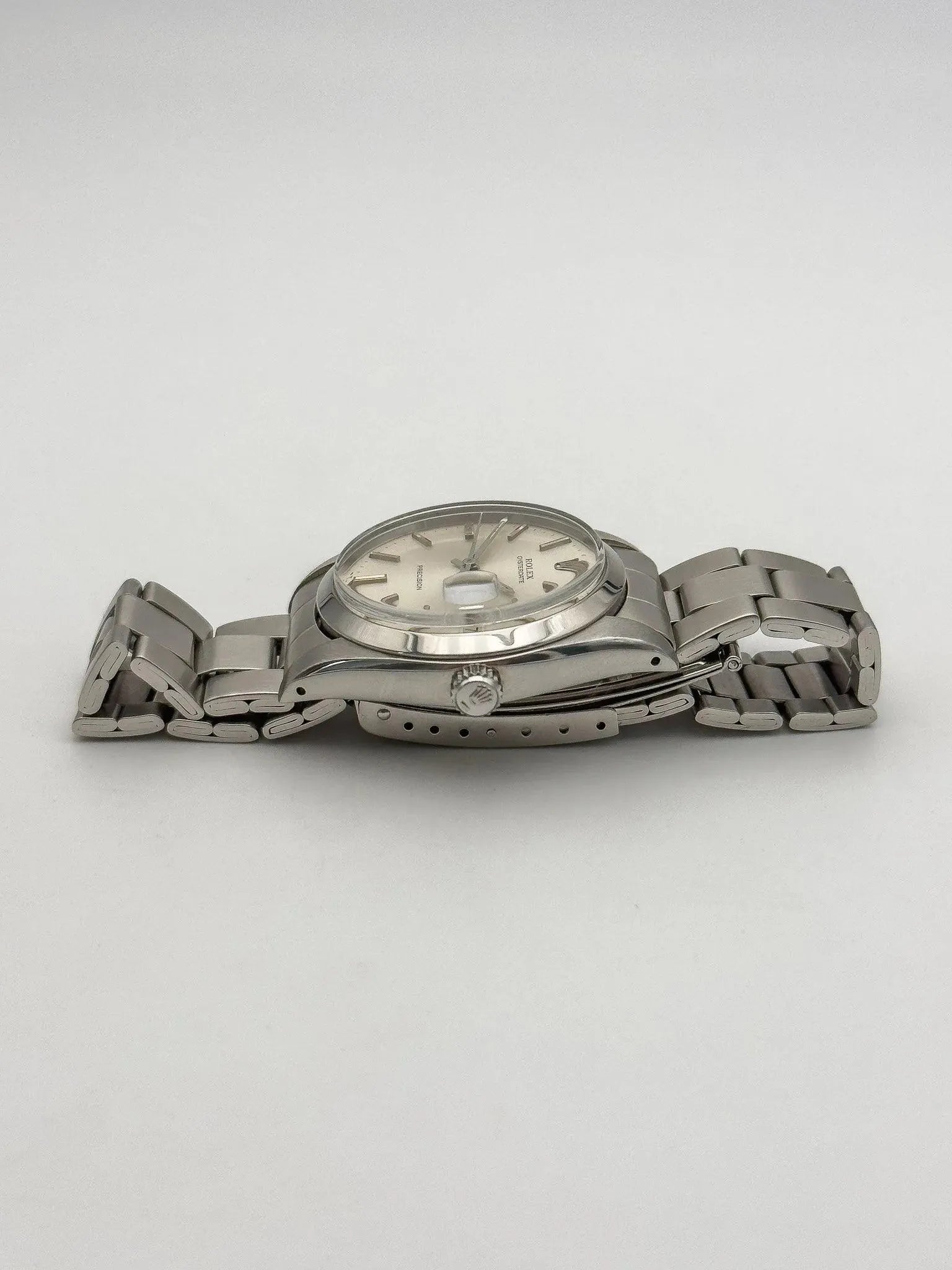 Rolex - Oysterdate Precision 6694 - 1982 - Atelier Victor Paris - Vintage Watch Shop Dubai