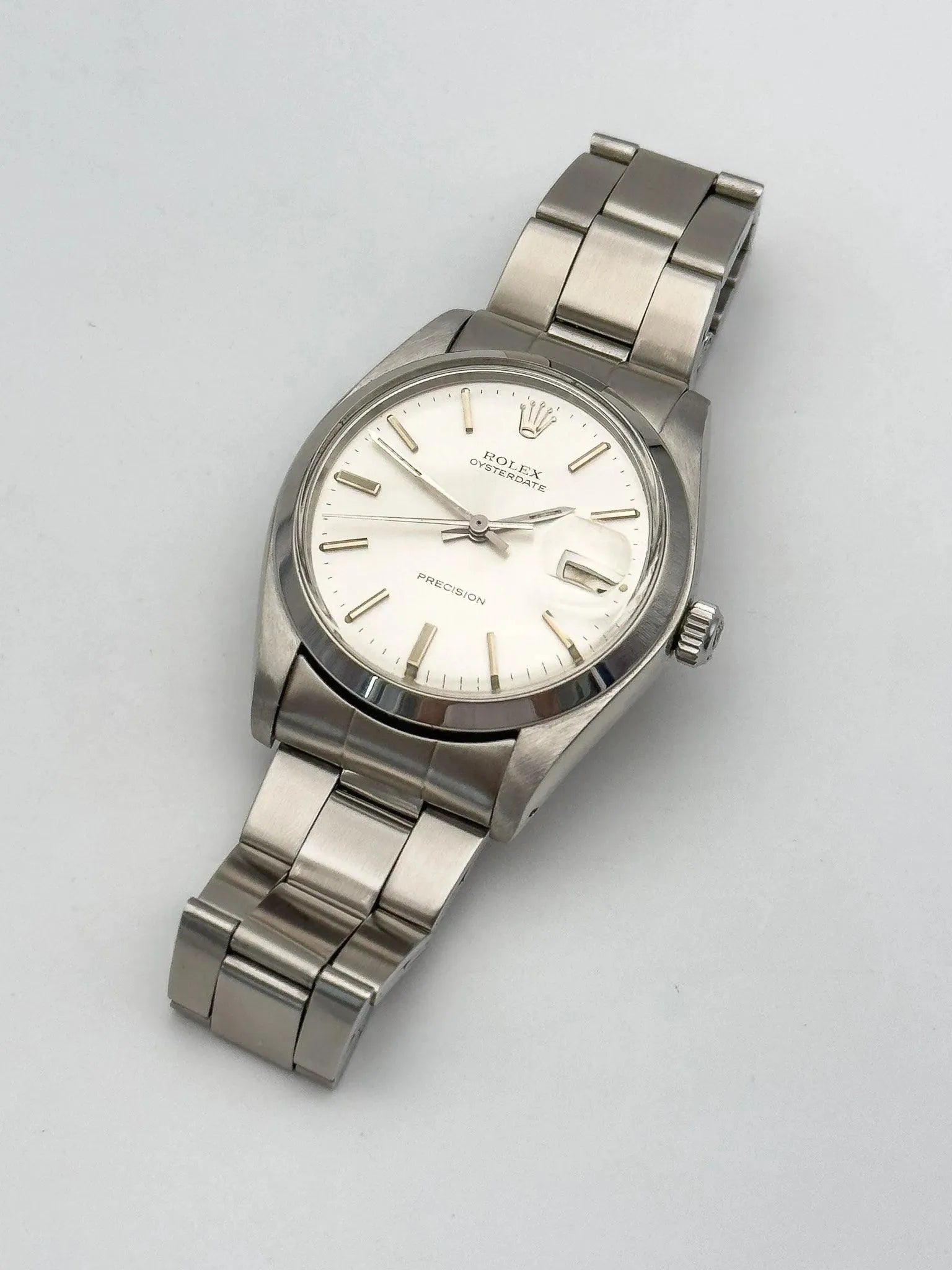 Rolex - Oysterdate Precision 6694 - 1982 - Atelier Victor Paris - Vintage Watch Shop Dubai