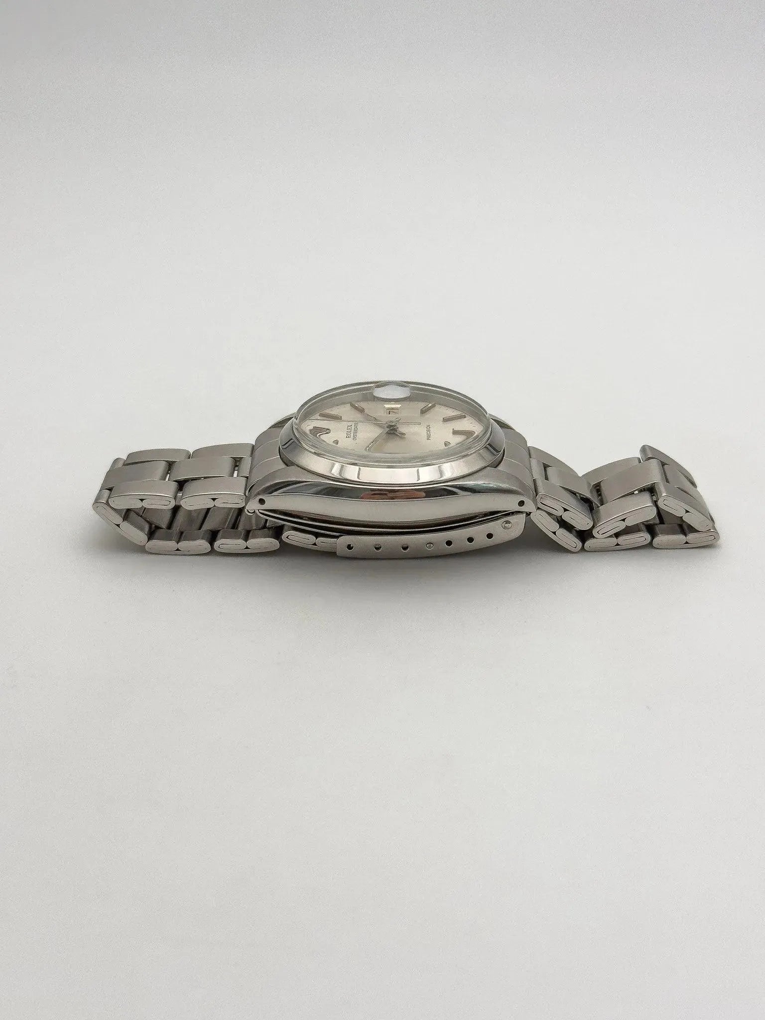 Rolex - Oysterdate Precision 6694 - 1982 - Atelier Victor Paris - Vintage Watch Shop Dubai