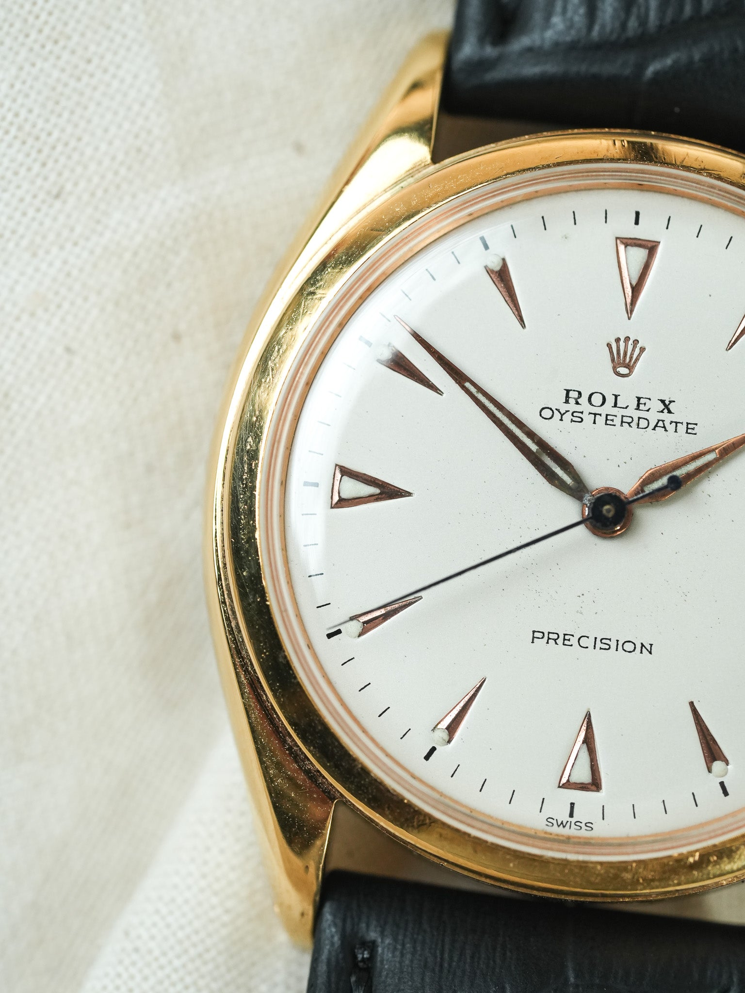 Rolex - Oysterdate Precison 6094 Plaqué or Cadran Blanc crème - 1952 - Atelier Victor - Vintage Shop